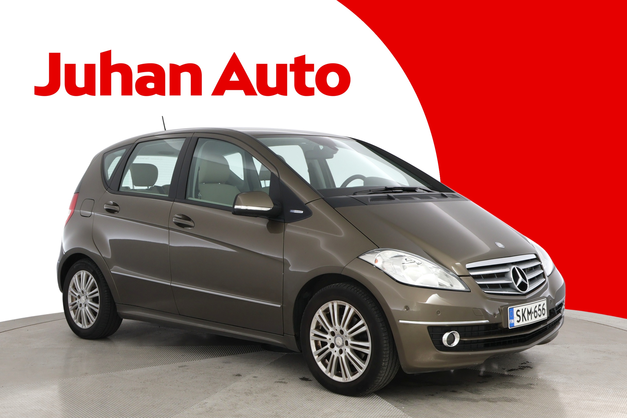 MERCEDES-BENZ A 2011