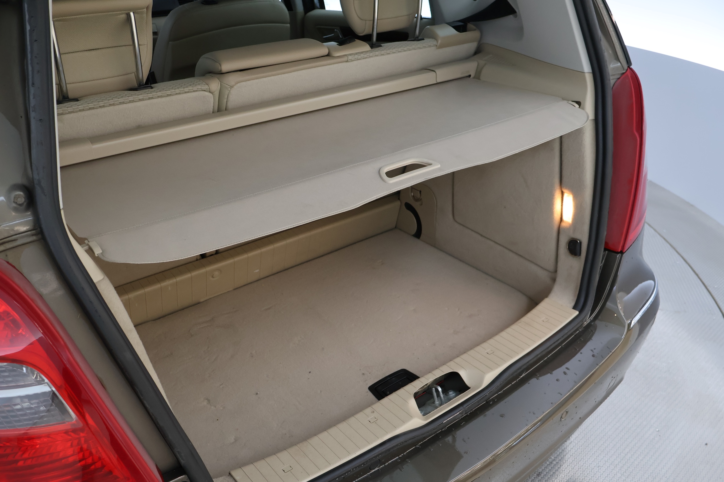 MERCEDES-BENZ A 2011