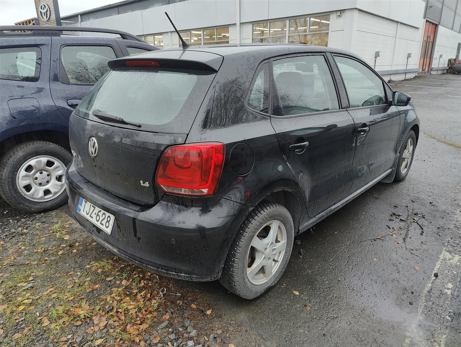 VOLKSWAGEN POLO 2010