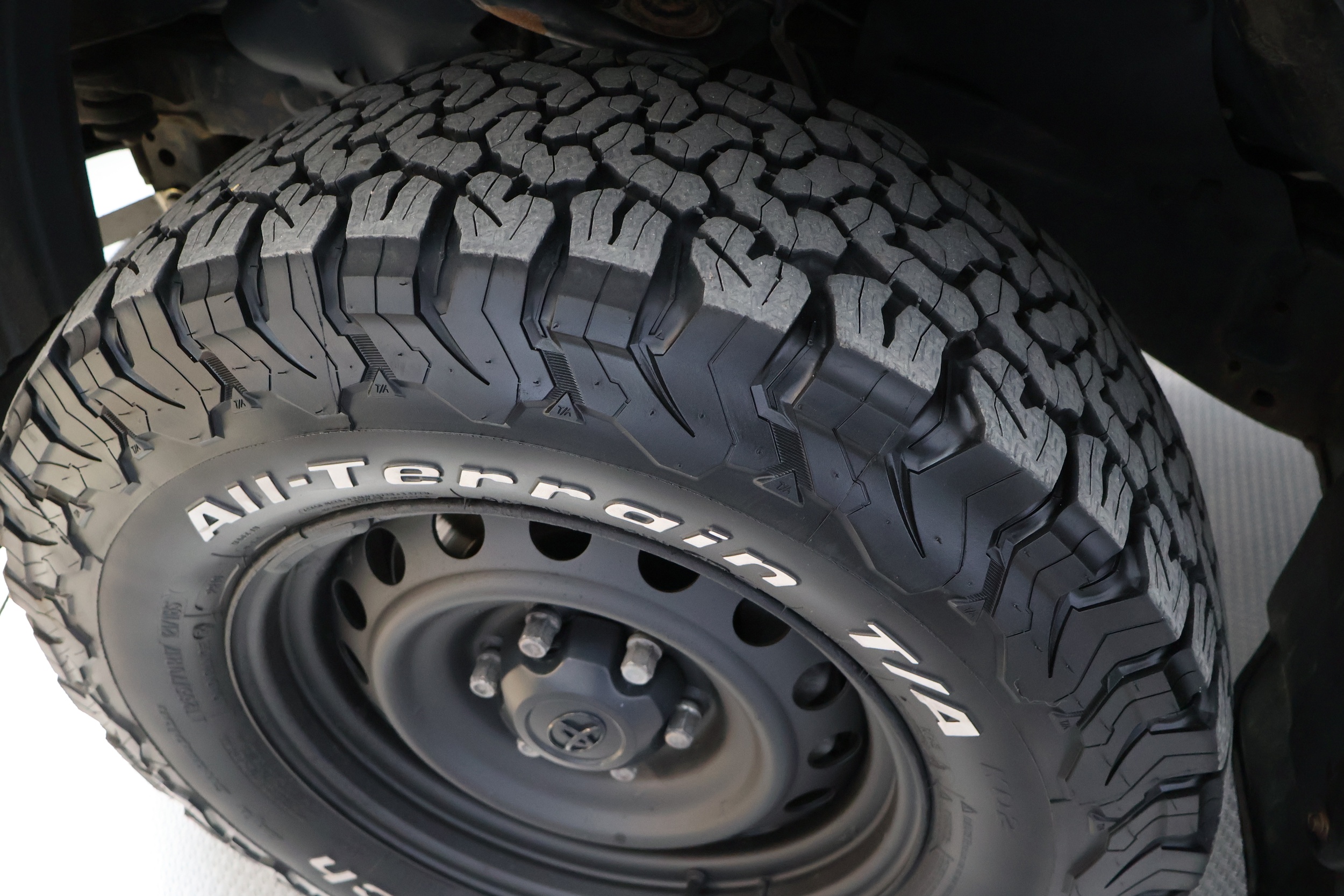 Toyota Land Cruiser 2011