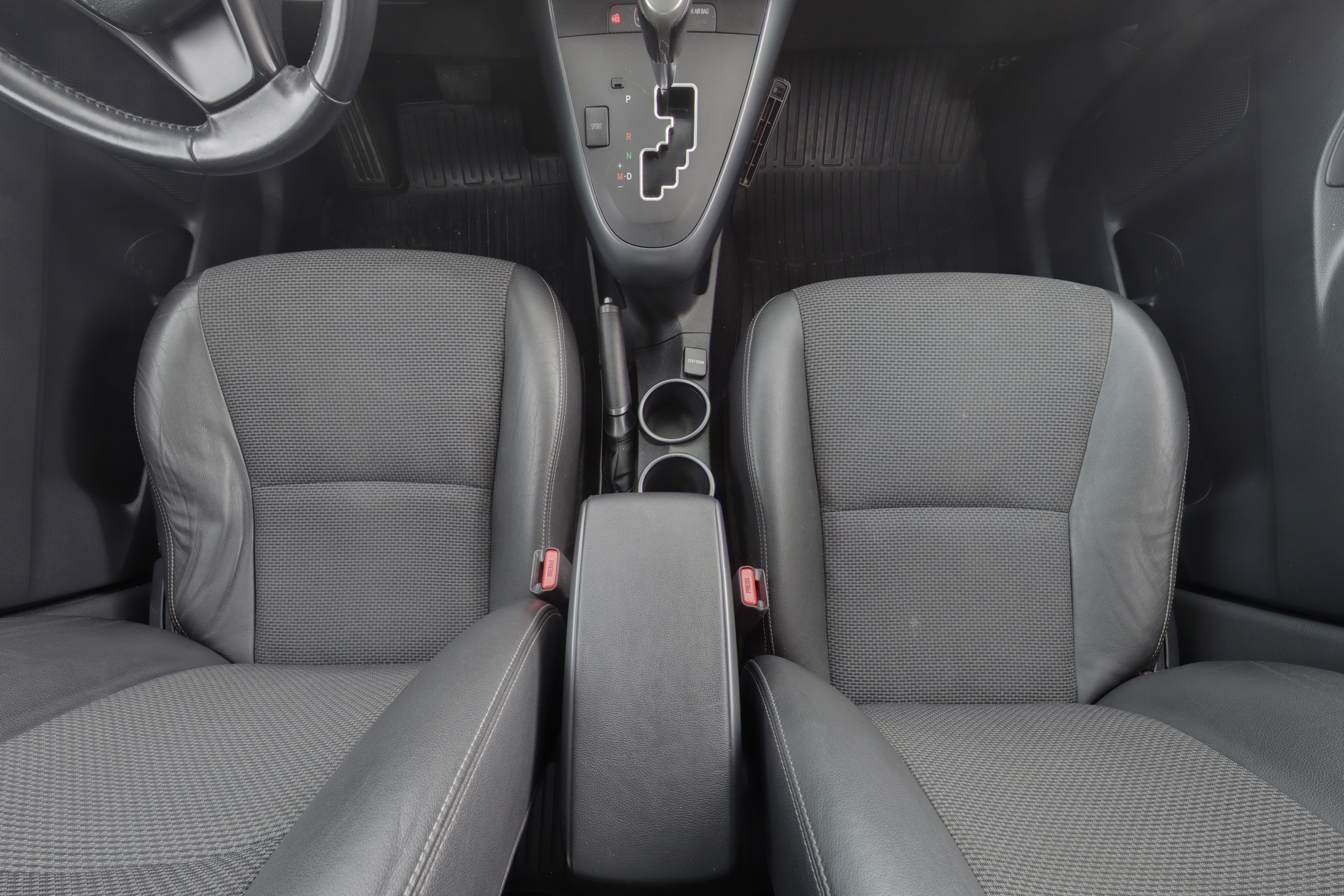 TOYOTA VERSO 10