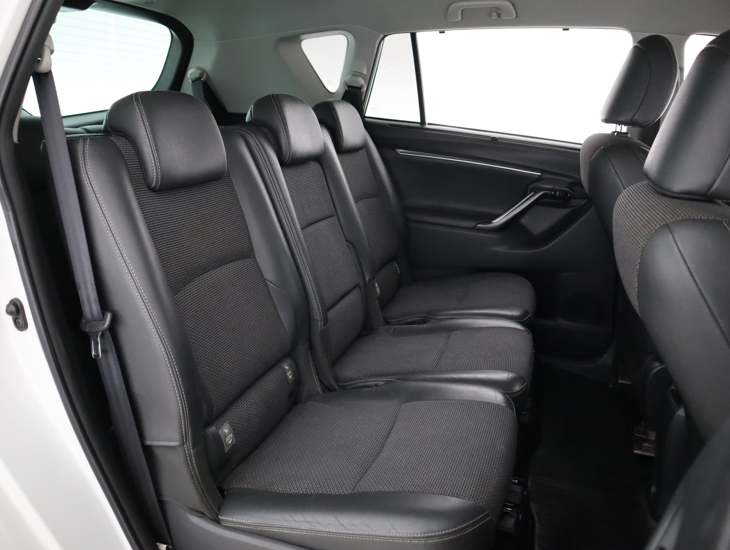 TOYOTA VERSO 12