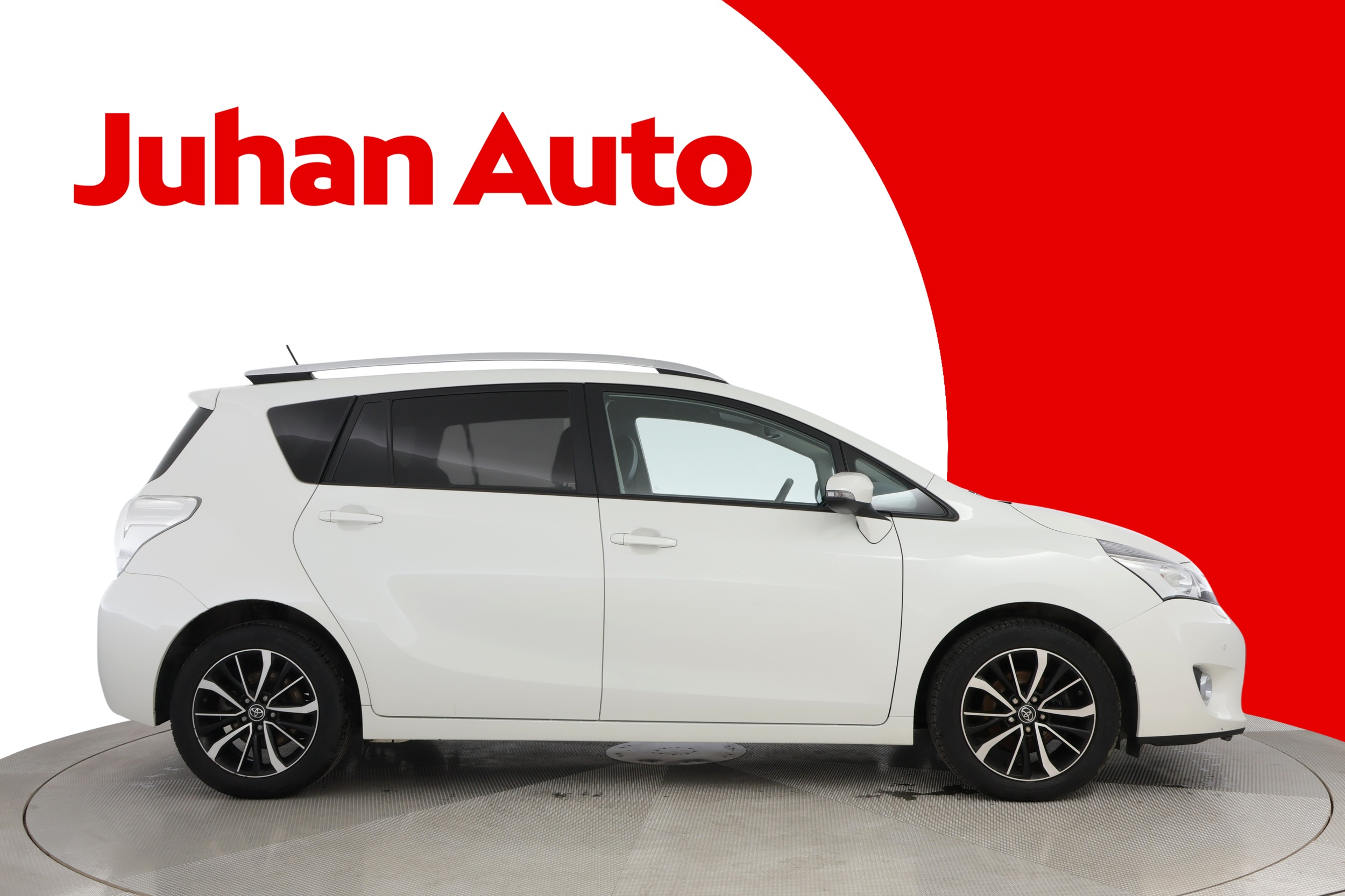 TOYOTA VERSO 2