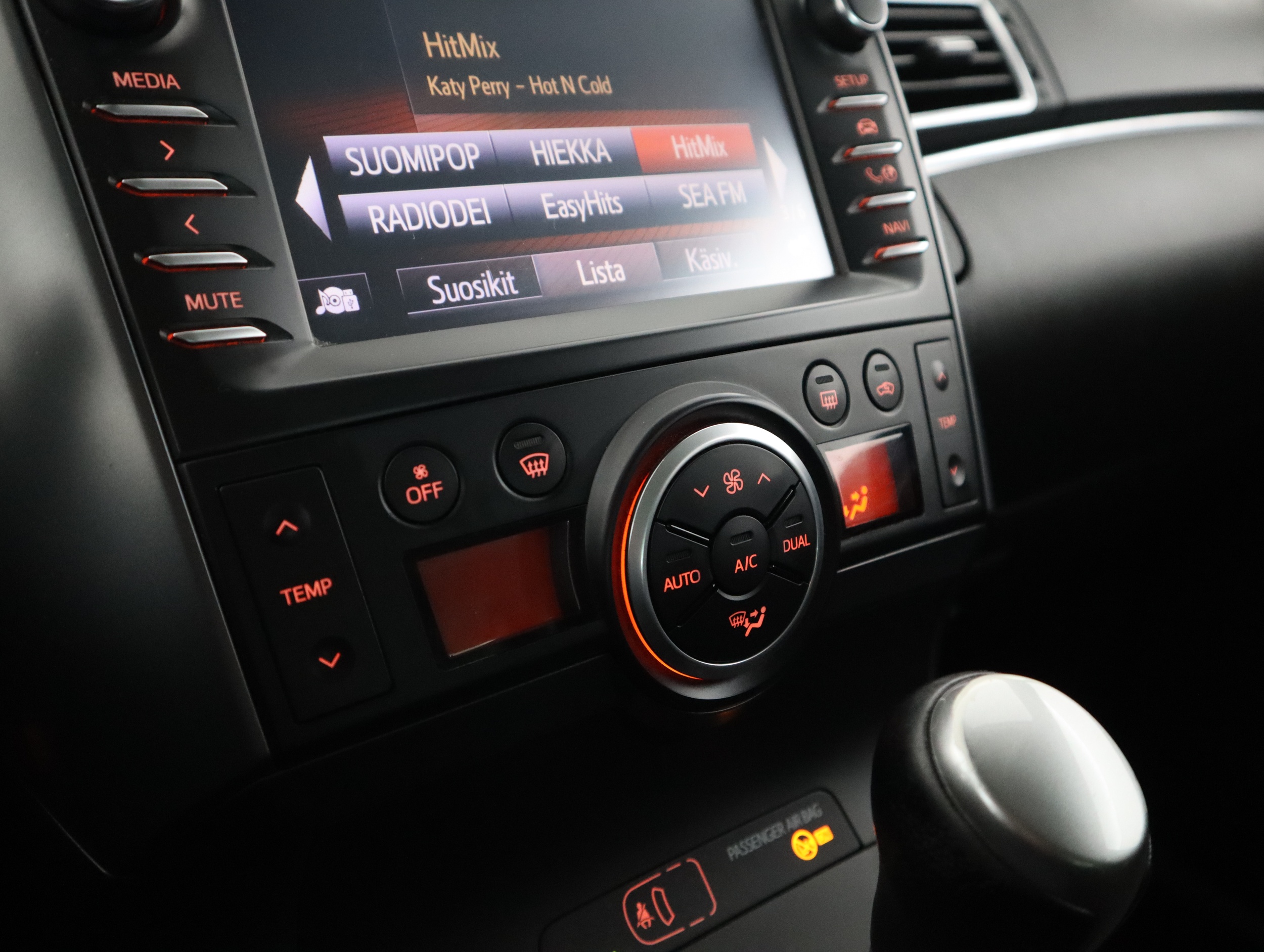 TOYOTA VERSO 32