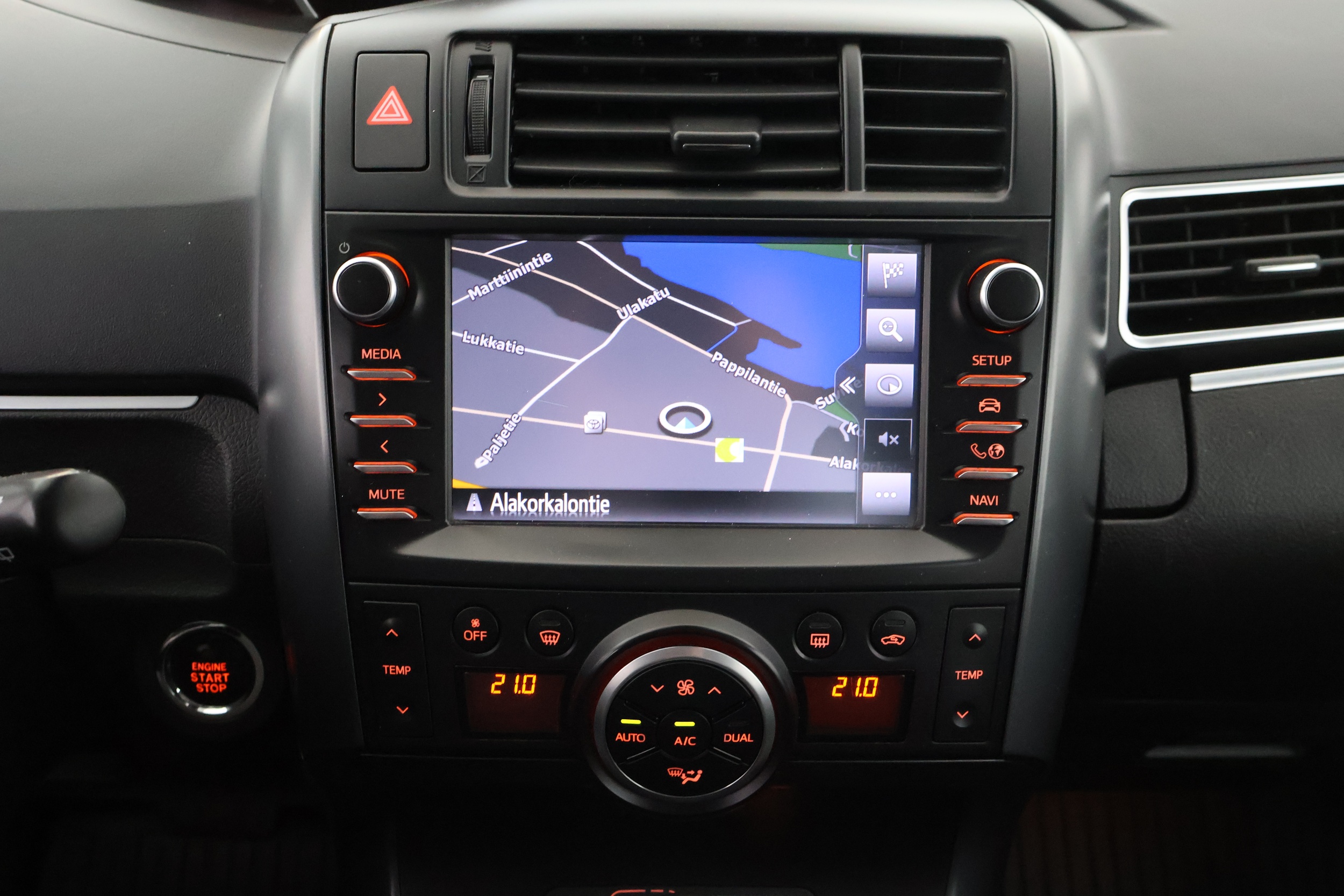 TOYOTA VERSO 47