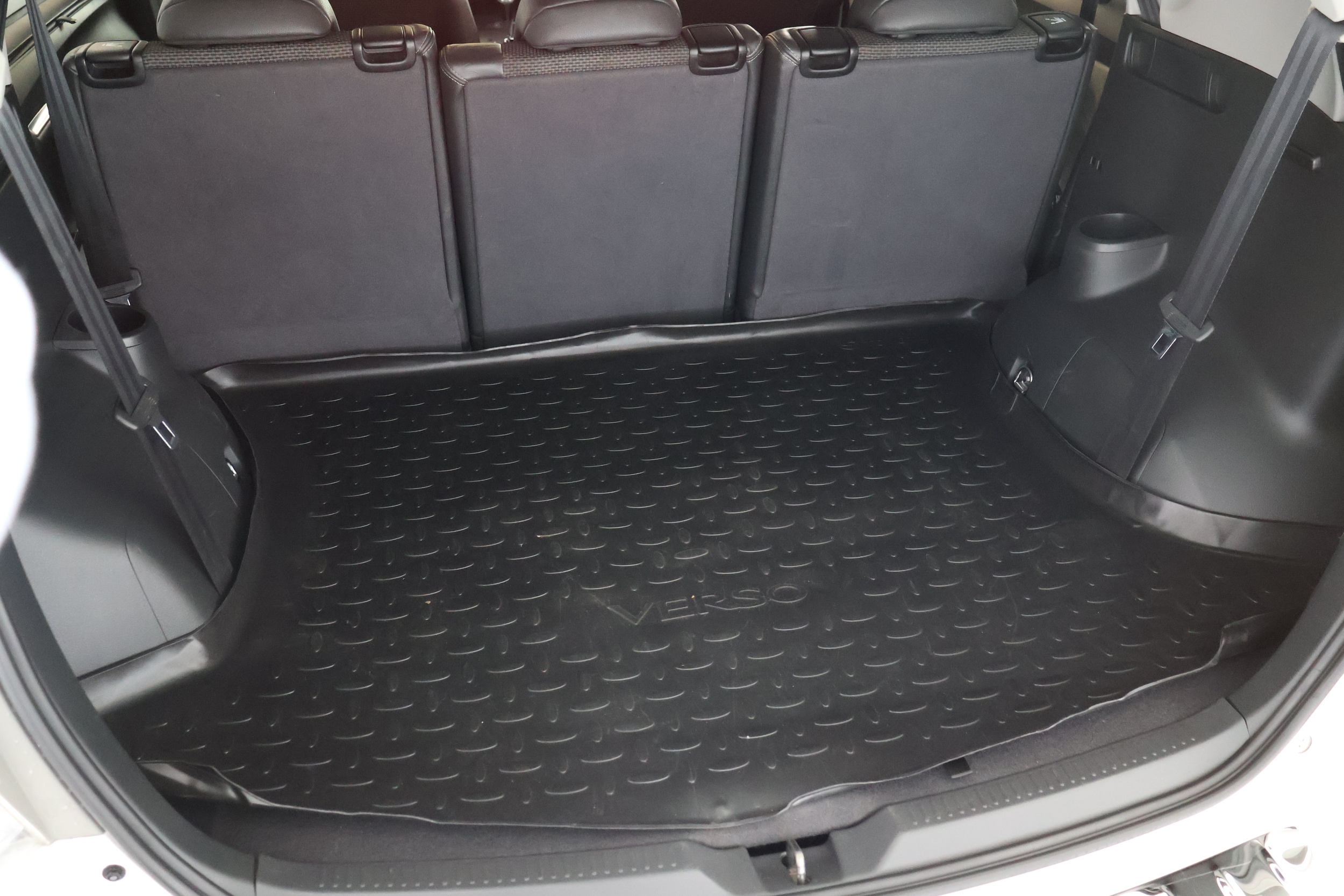 TOYOTA VERSO 53