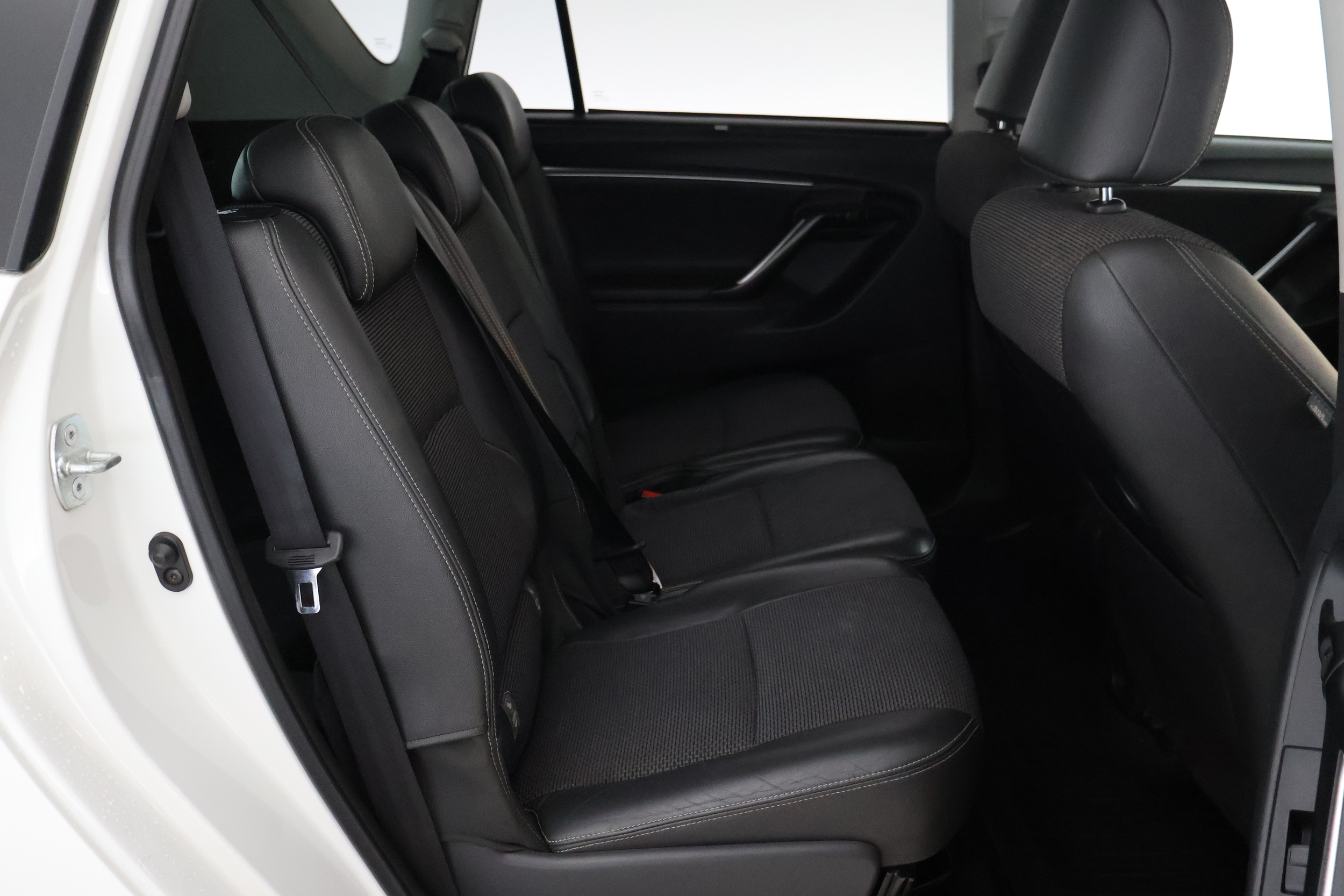 TOYOTA VERSO 54