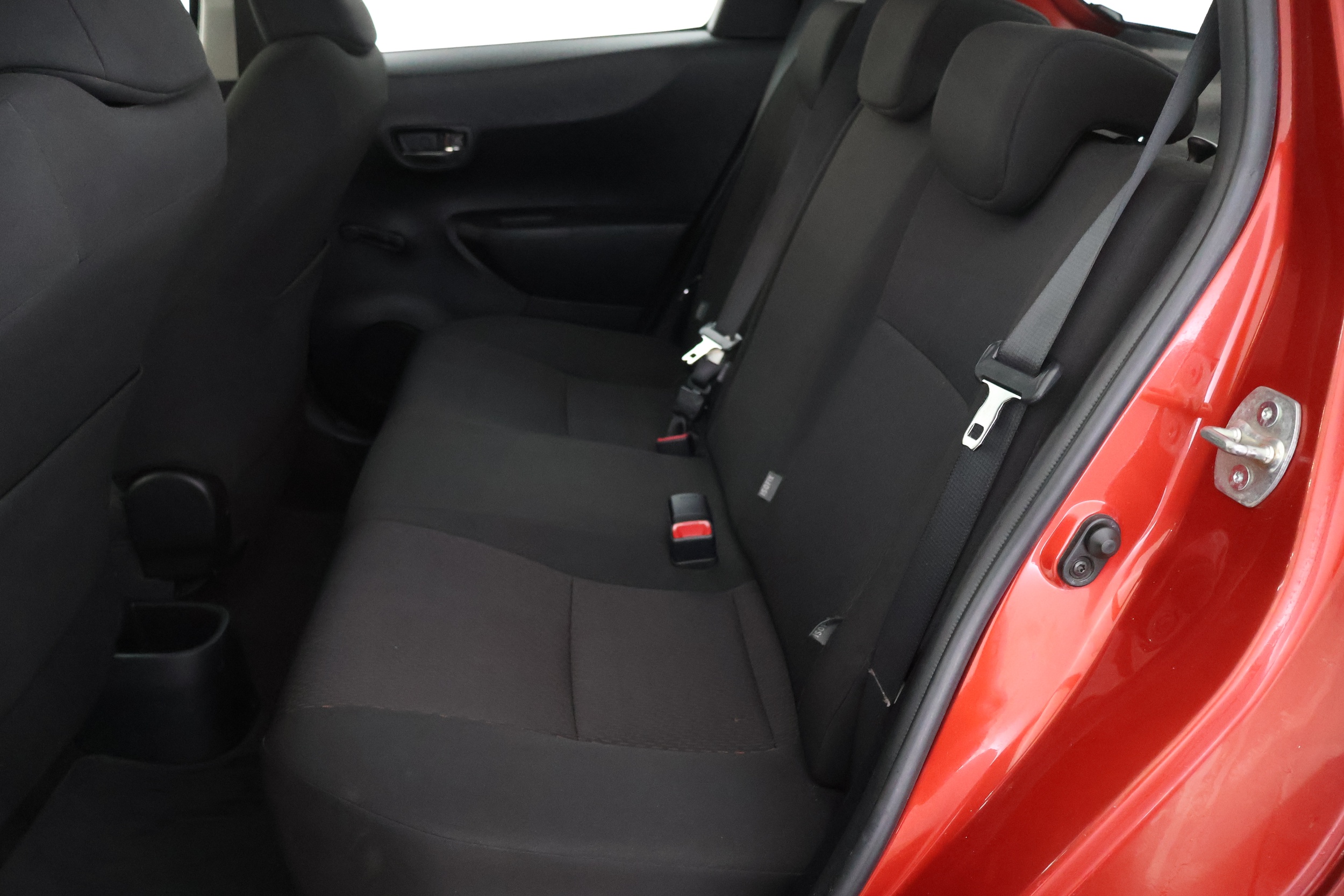 TOYOTA Yaris 2012