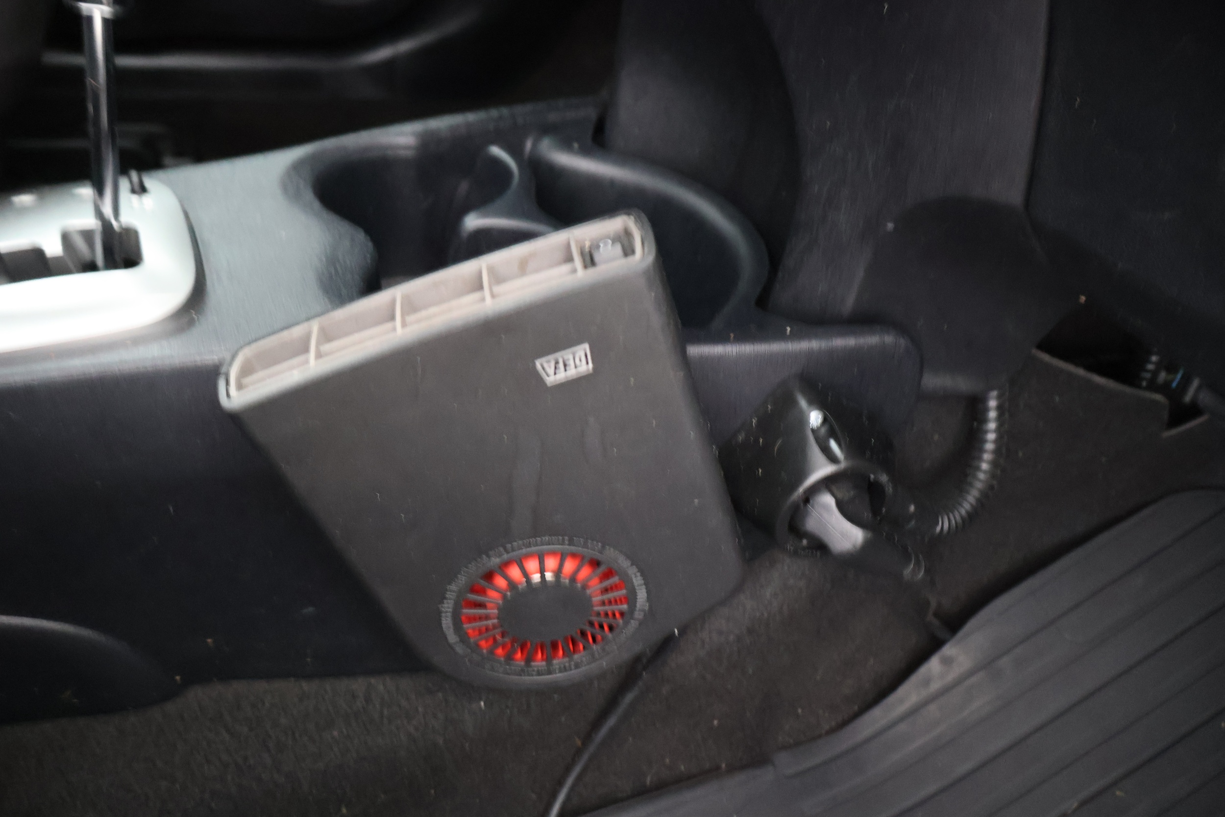 TOYOTA Yaris 2012