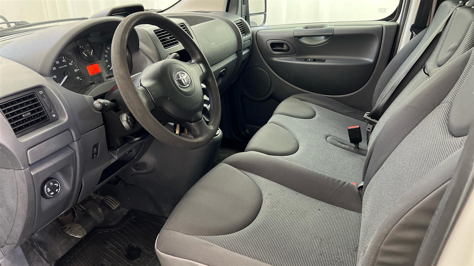 TOYOTA PROACE 2016