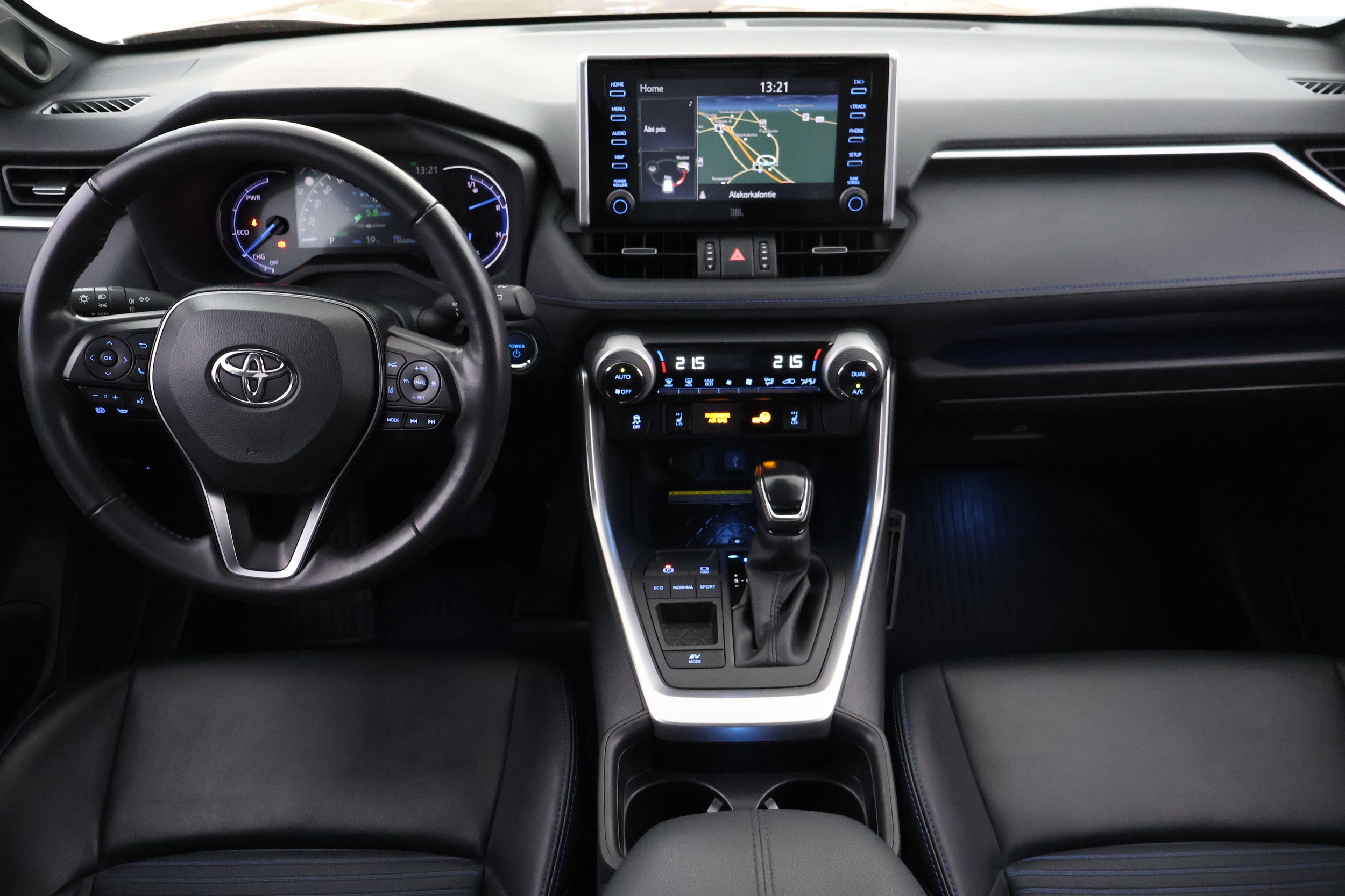 TOYOTA RAV4 12