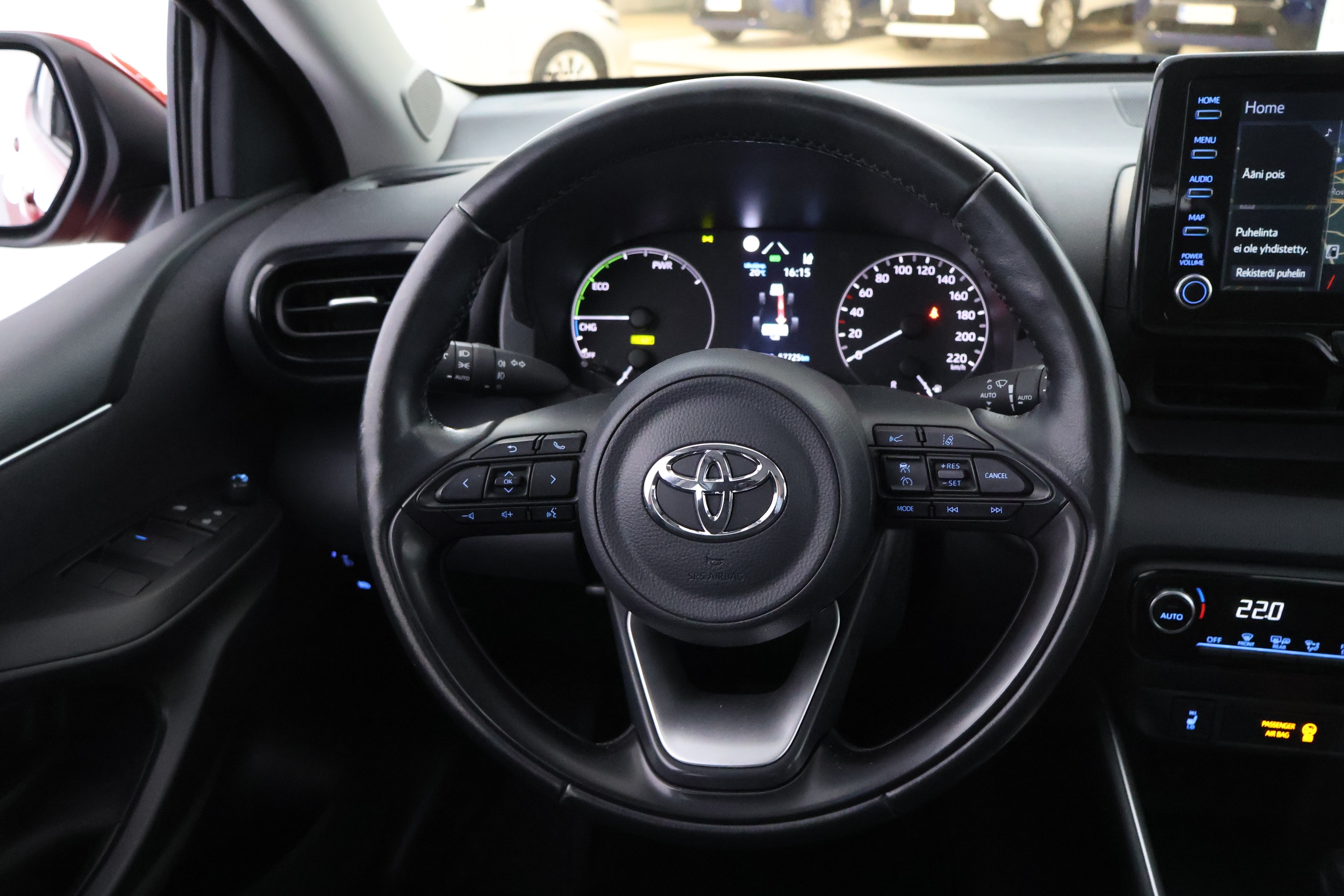 TOYOTA Yaris 2023