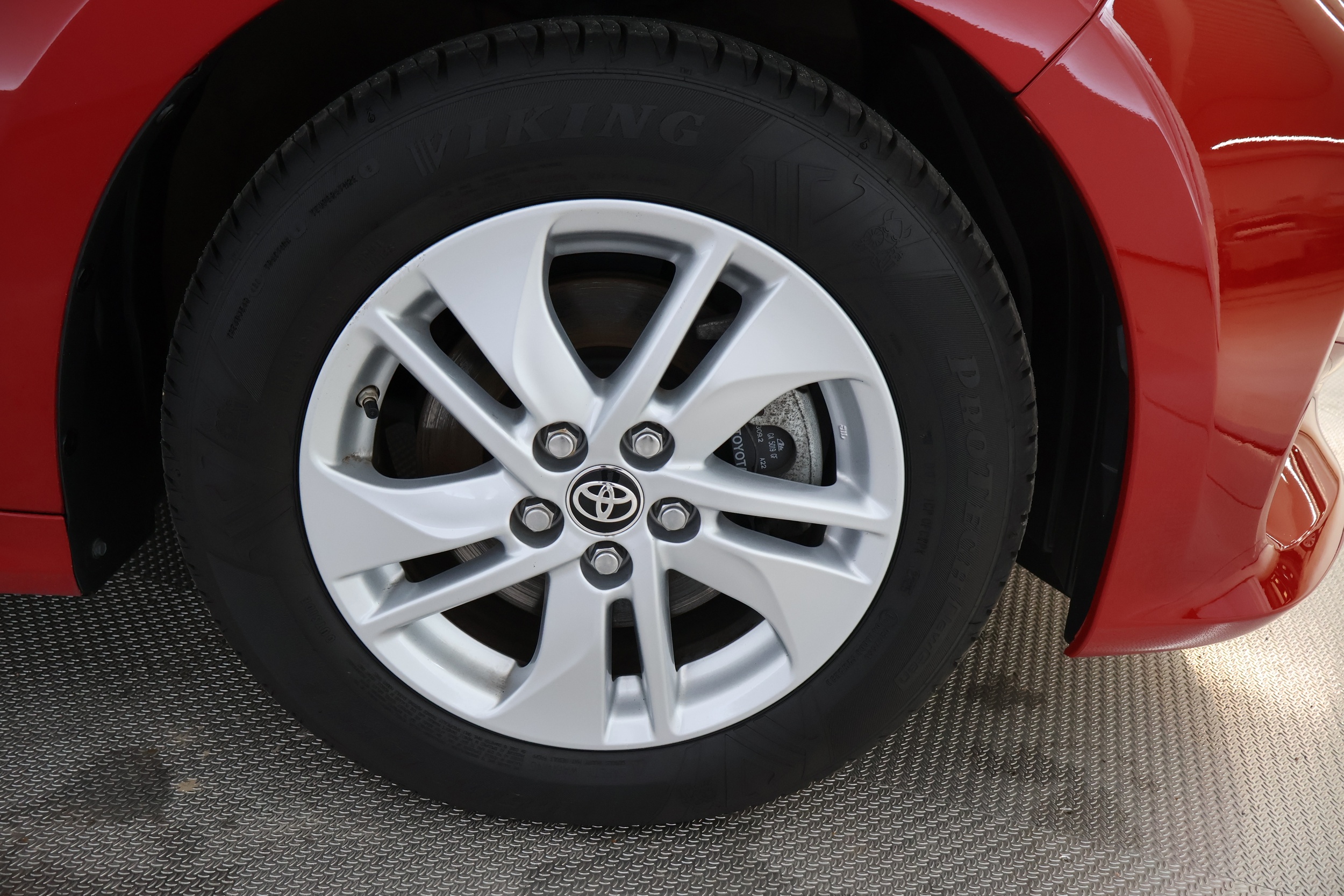 TOYOTA Yaris 2023