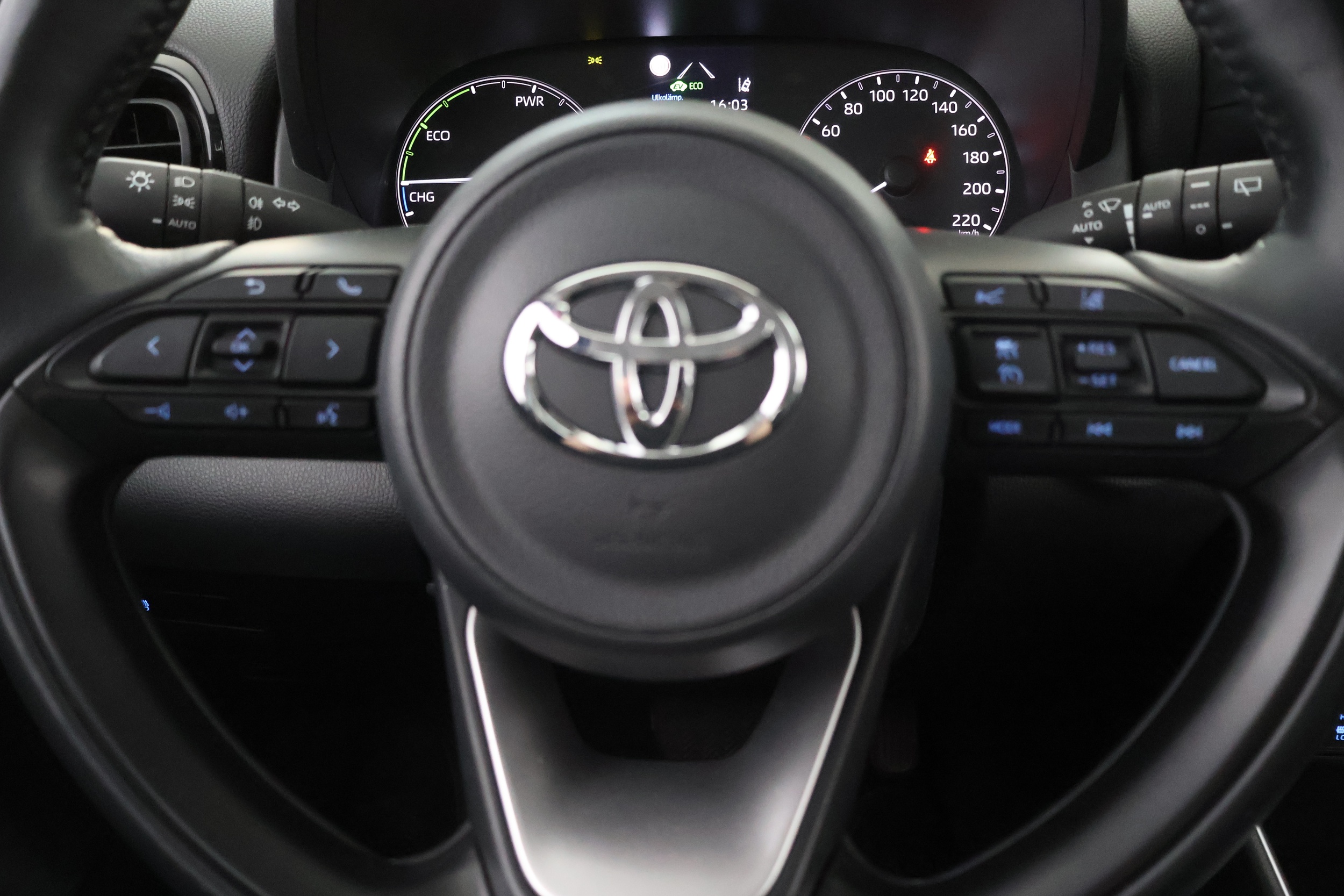 Toyota Yaris 2023