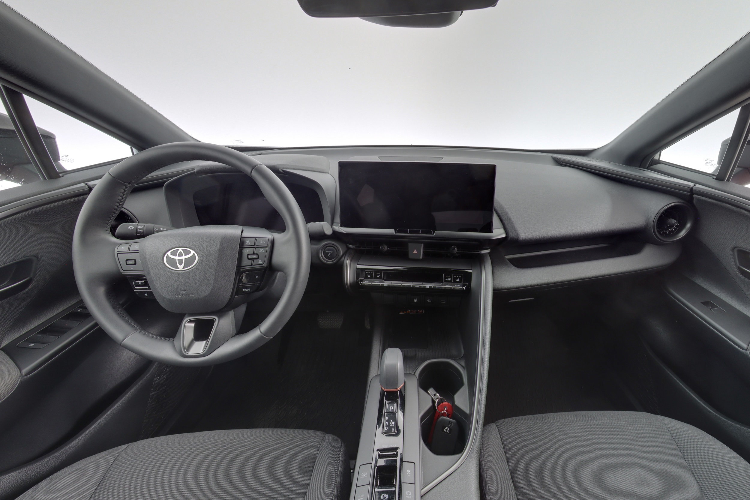 TOYOTA C-HR 2024