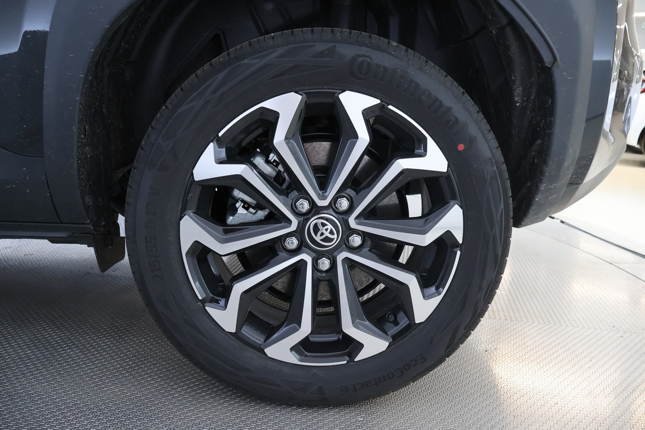 TOYOTA Yaris Cross 2026