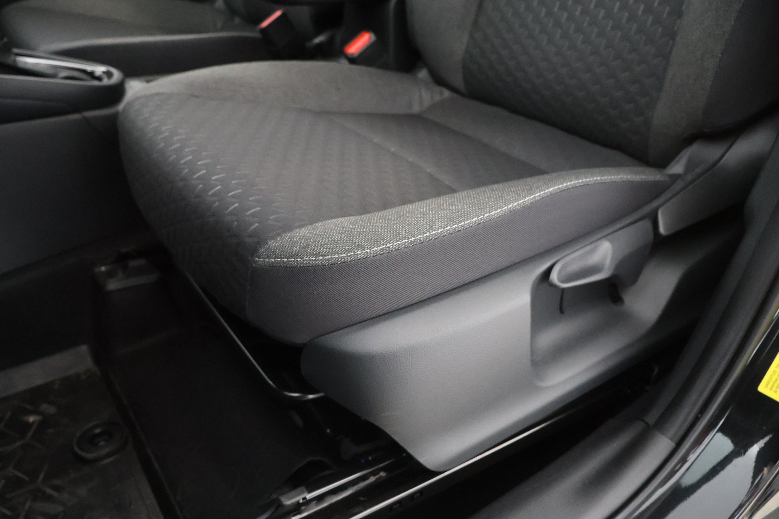 TOYOTA Yaris Cross 2026
