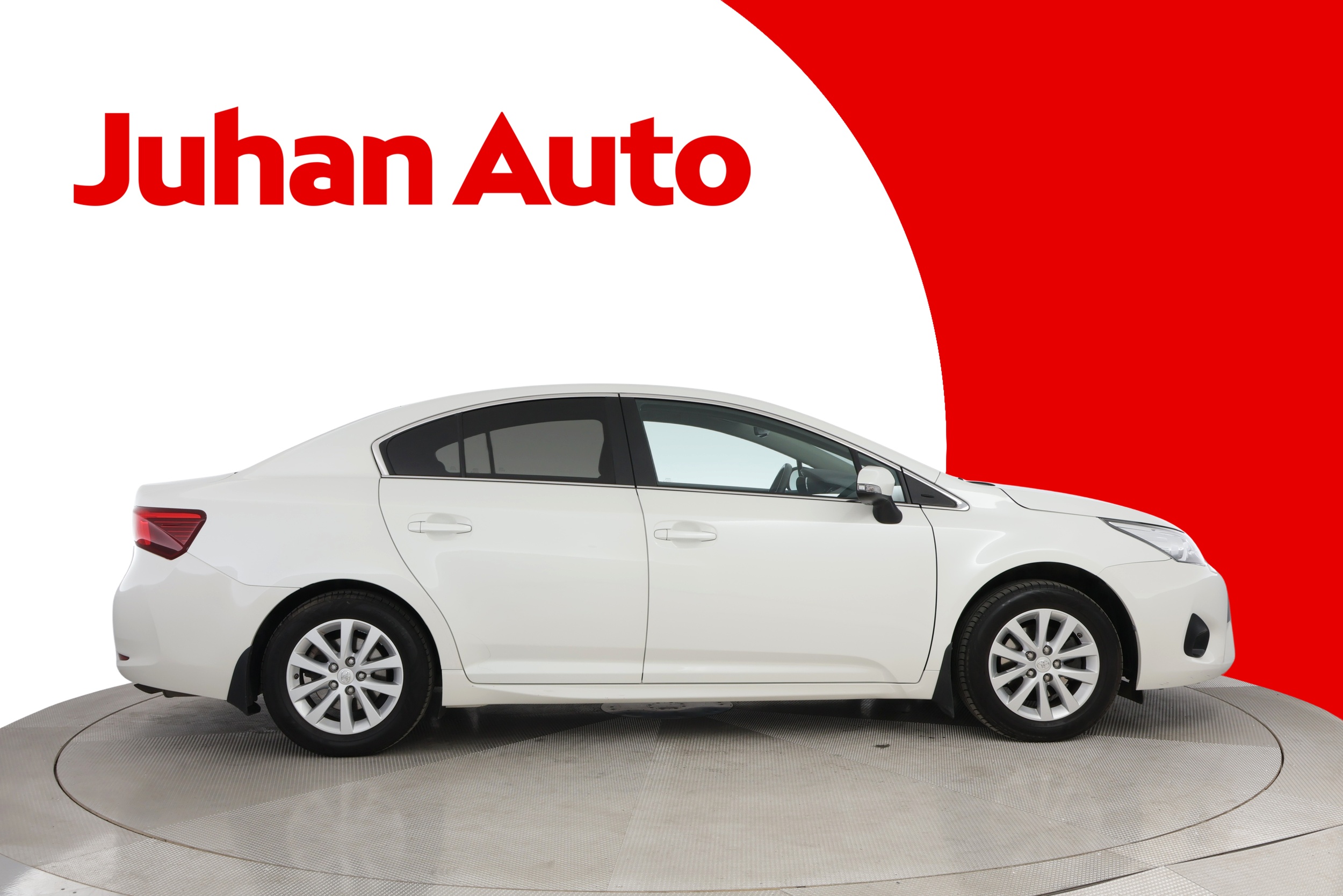 TOYOTA Avensis 2018