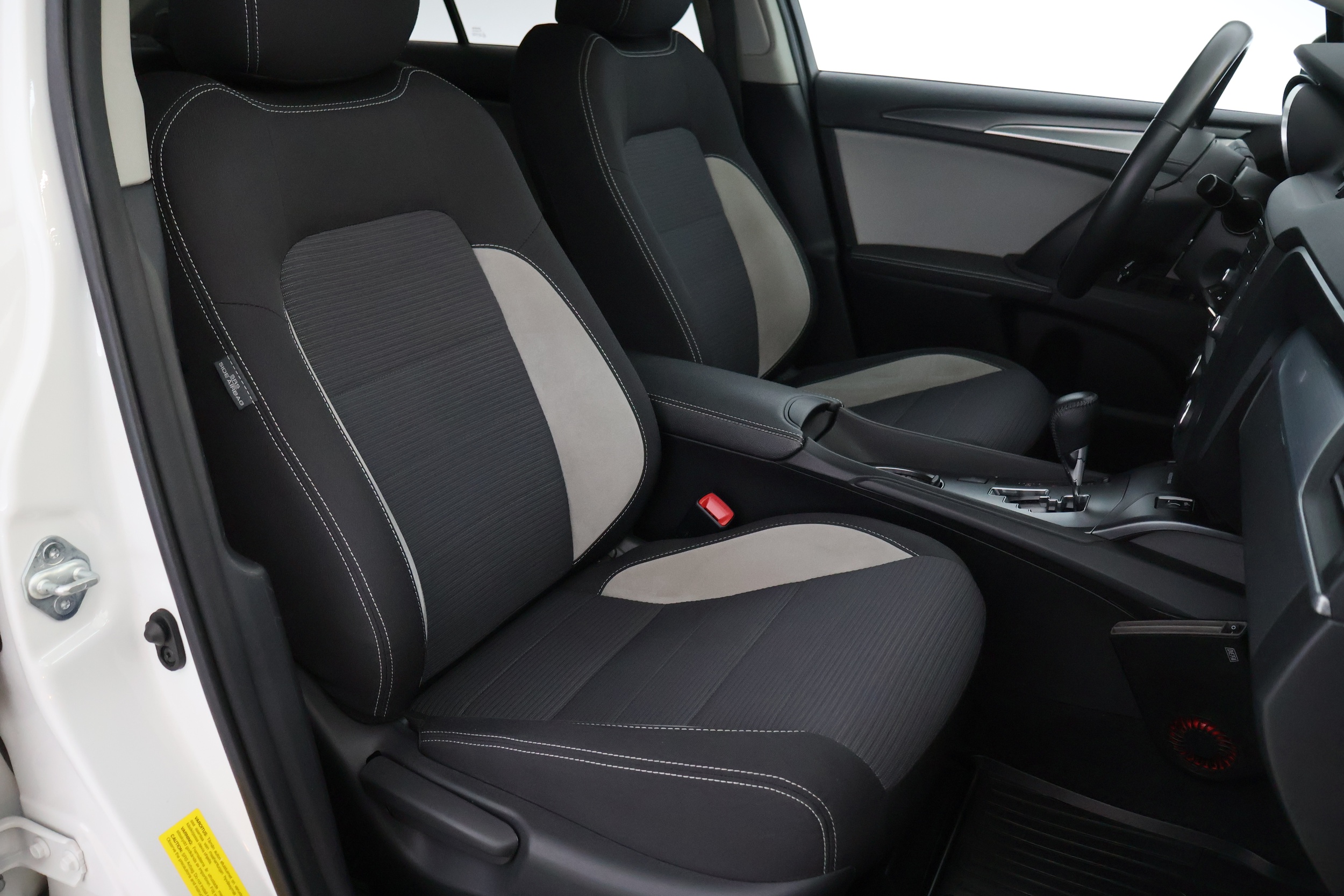 TOYOTA Avensis 2018