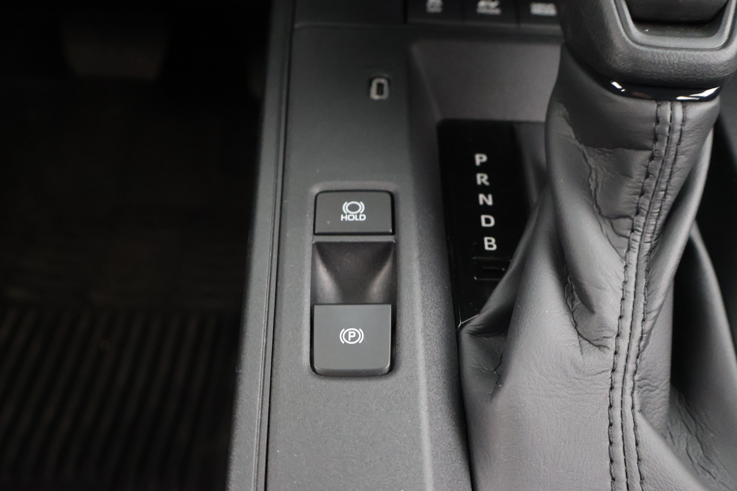 TOYOTA Corolla Cross 26