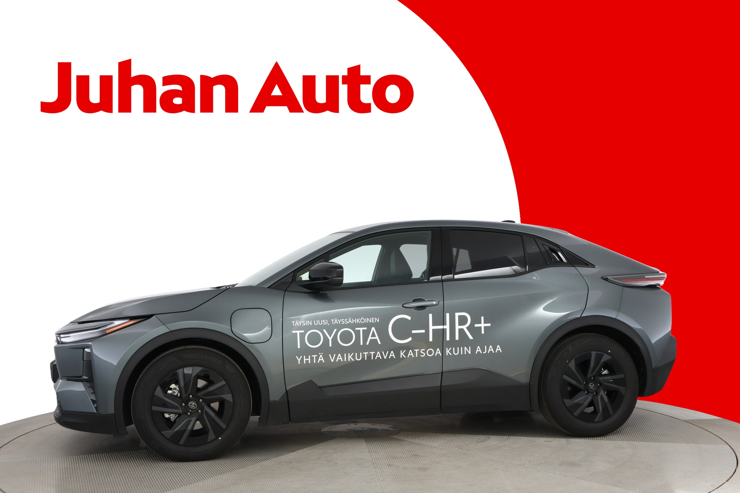 TOYOTA C-HR+ 5