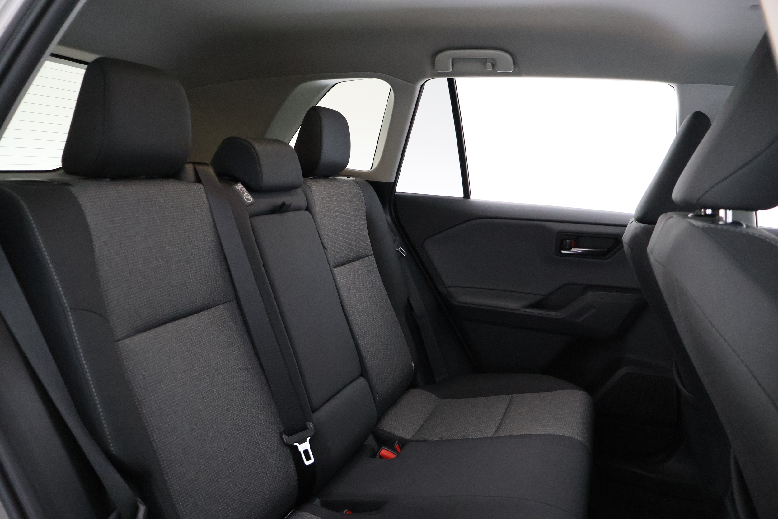 TOYOTA RAV4 2026
