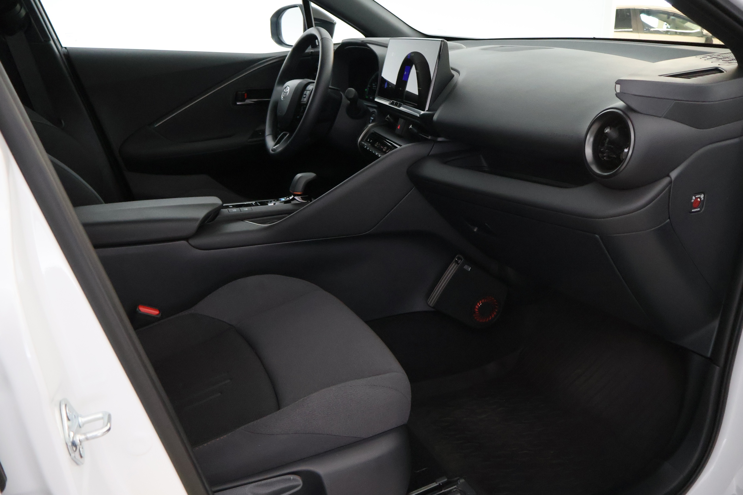TOYOTA C-HR 2025