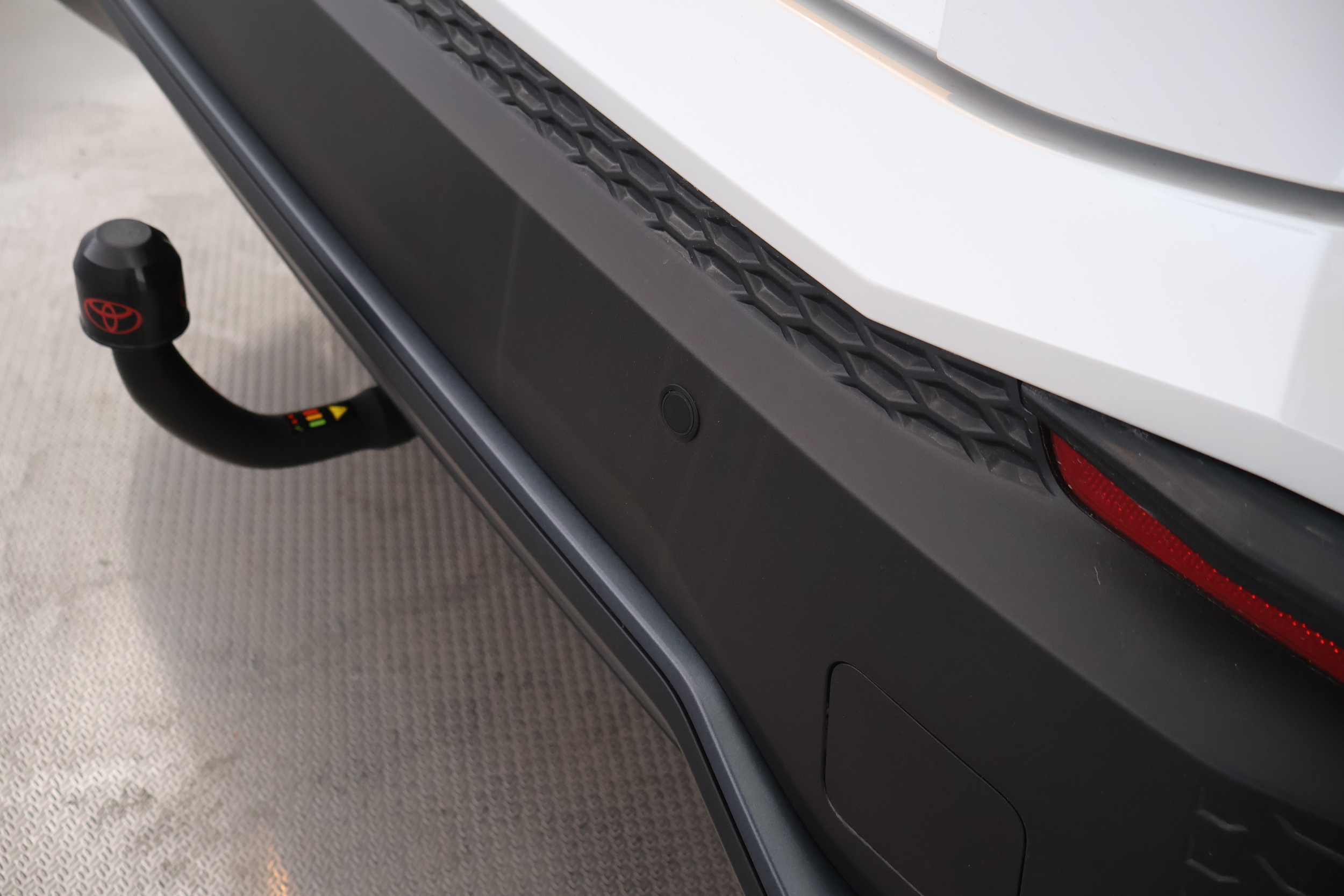 TOYOTA C-HR 2025