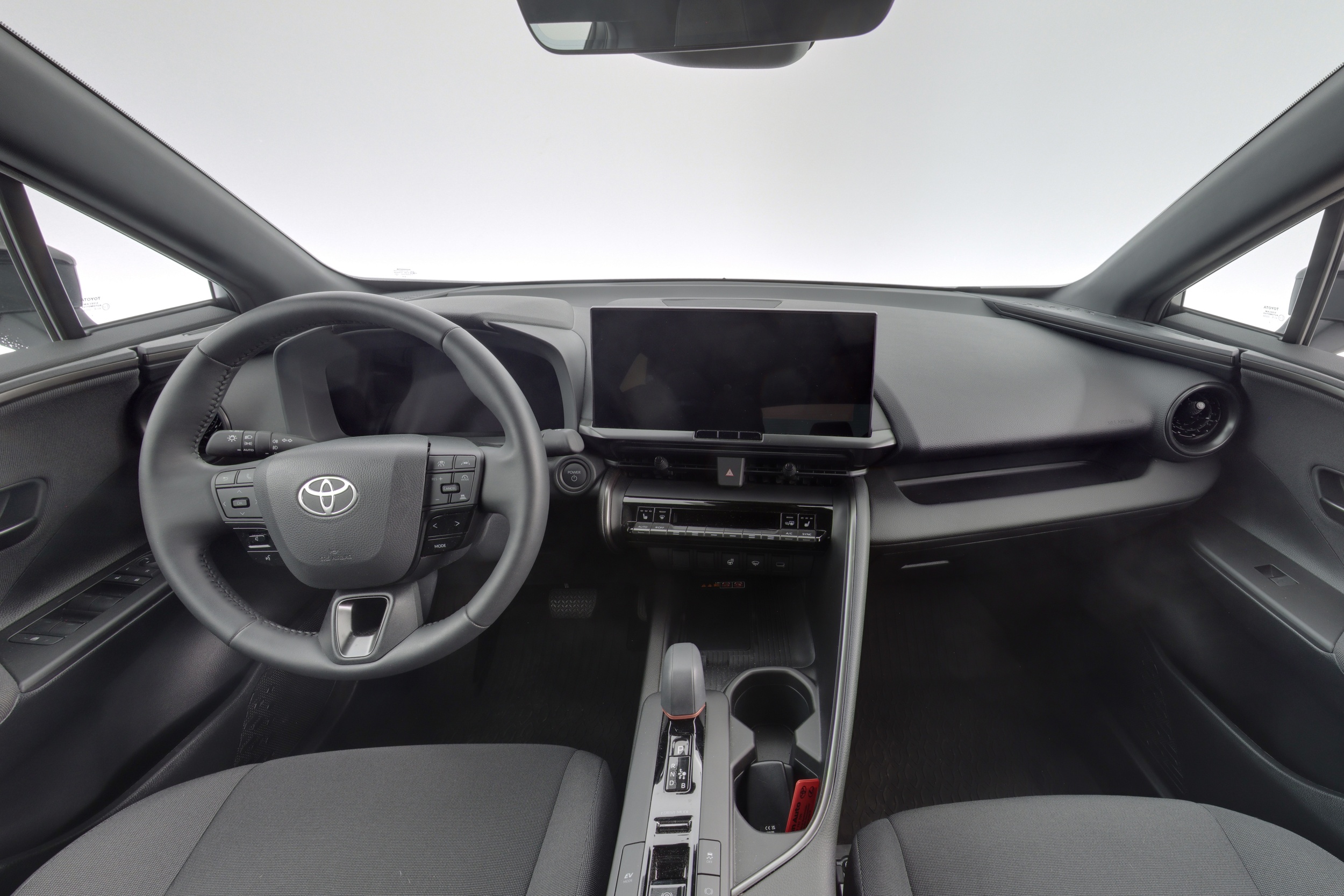 TOYOTA C-HR 2025
