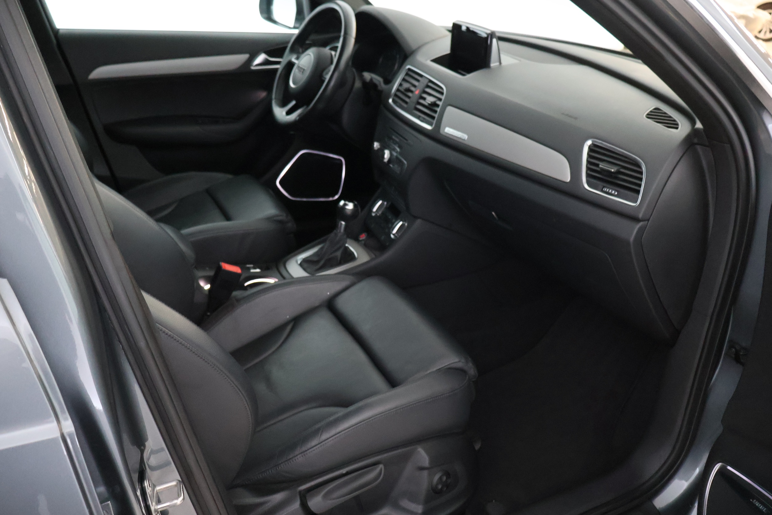 AUDI Q3 22