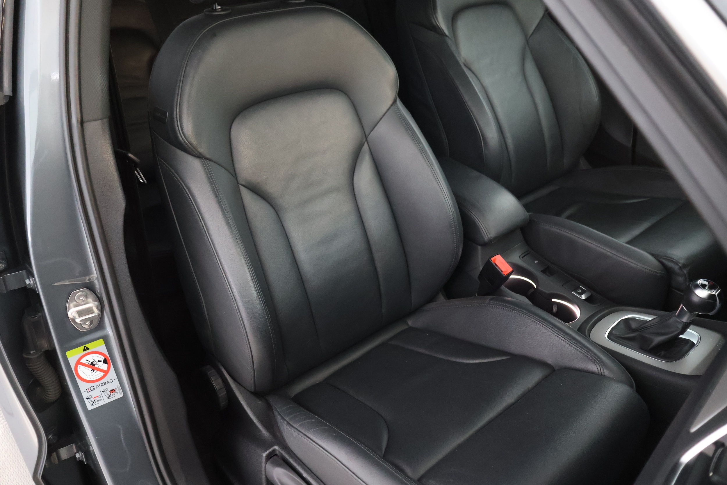 AUDI Q3 23