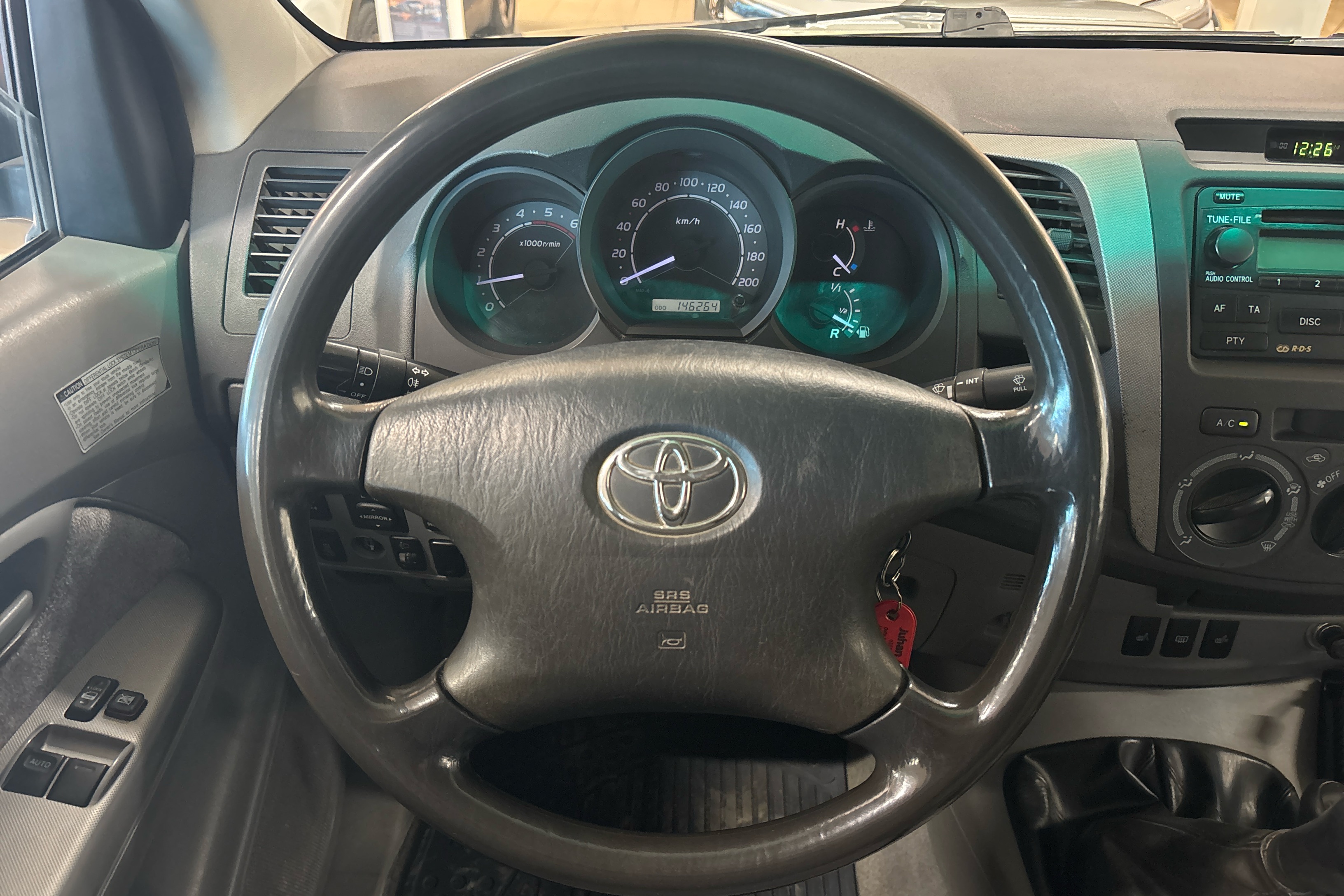 TOYOTA Hilux 2008