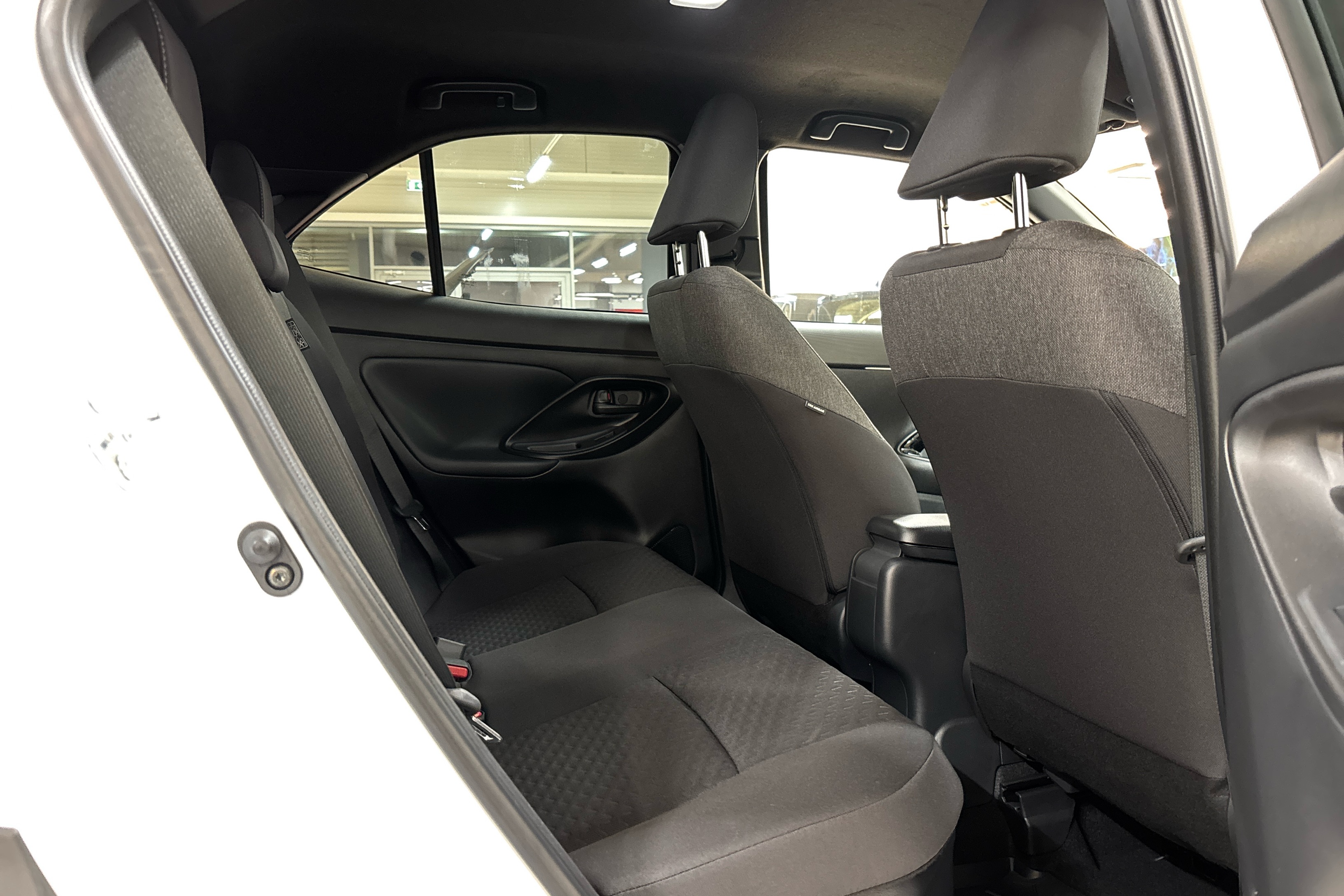 TOYOTA Yaris Cross 2025