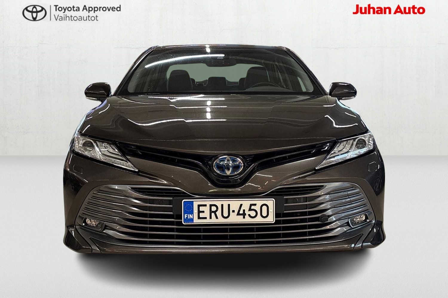 TOYOTA CAMRY 2020