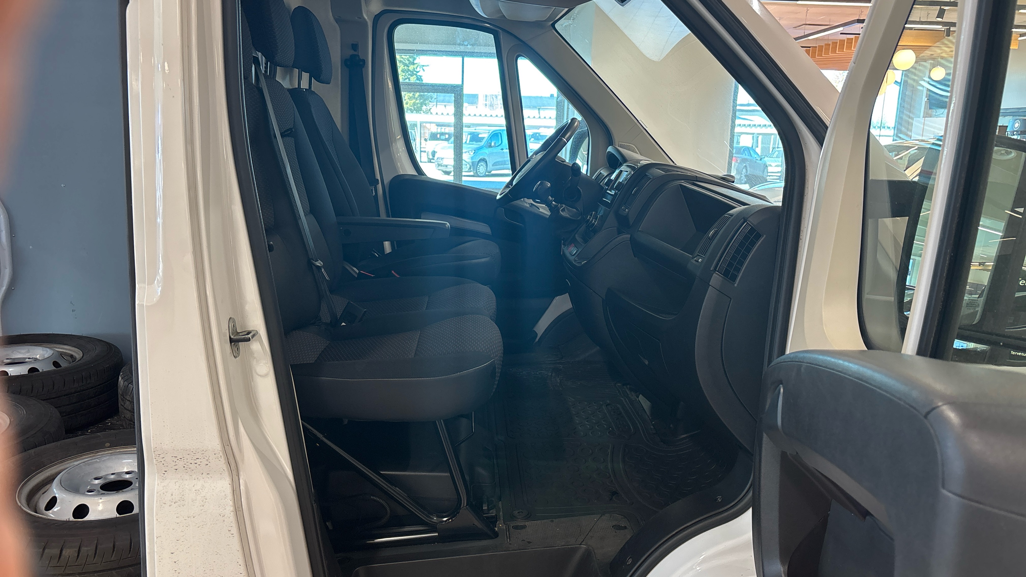 PEUGEOT BOXER 2021