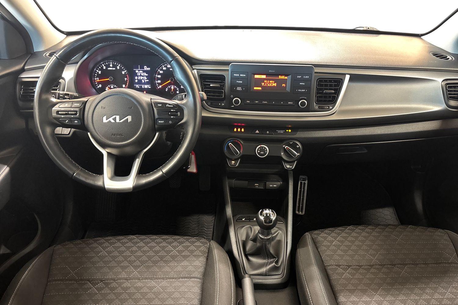 KIA RIO 2023