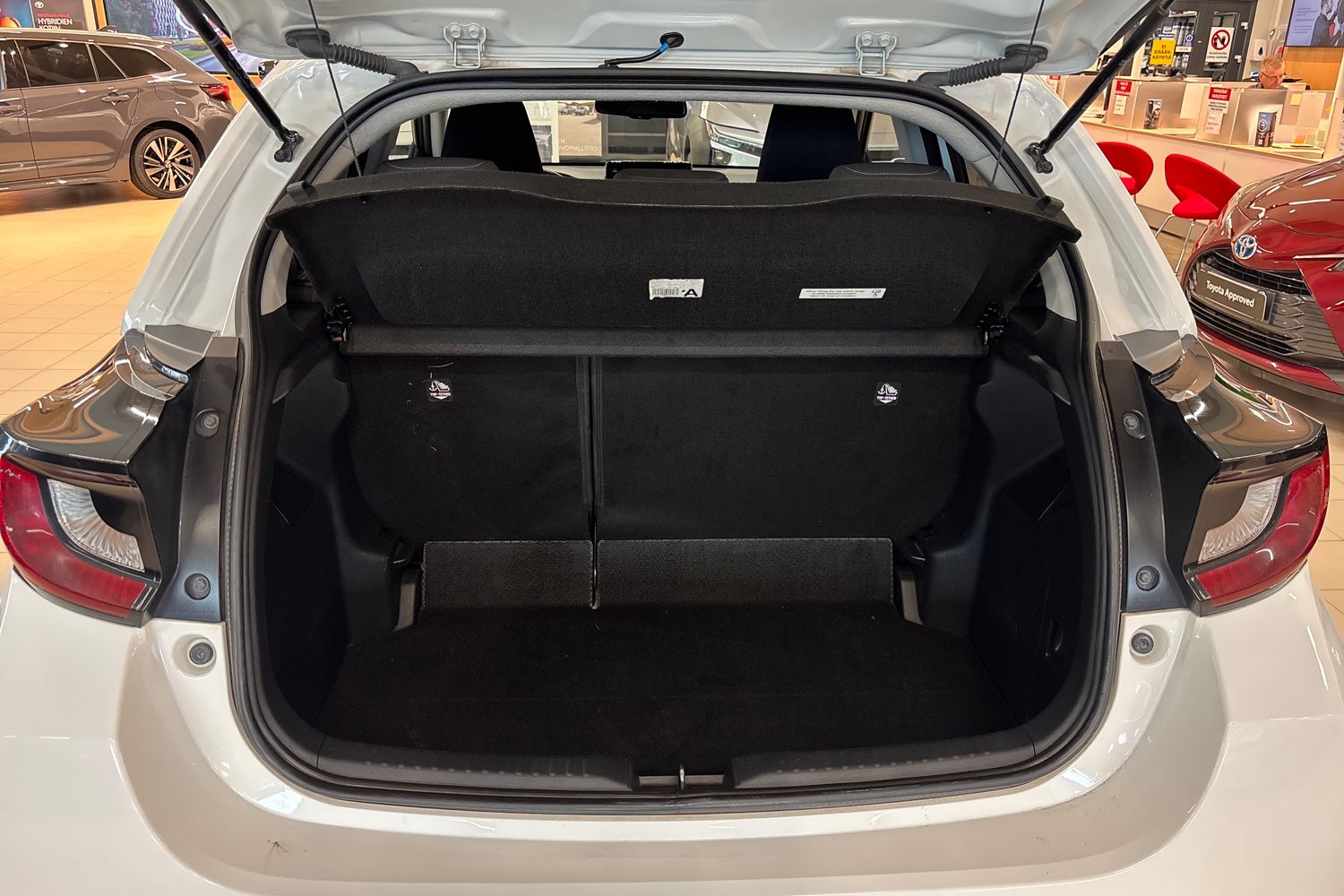 TOYOTA Yaris 2020