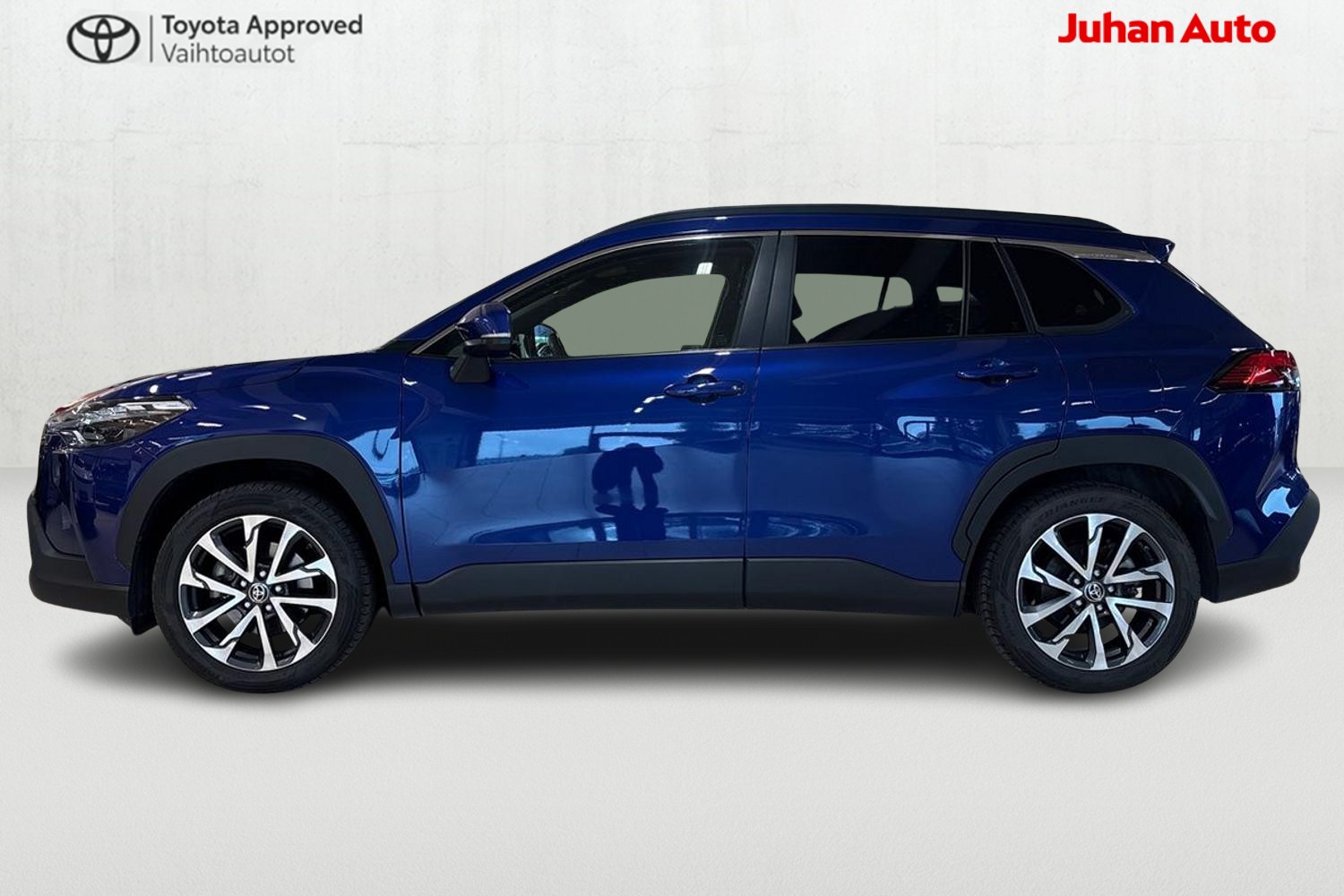 TOYOTA Corolla Cross 2023