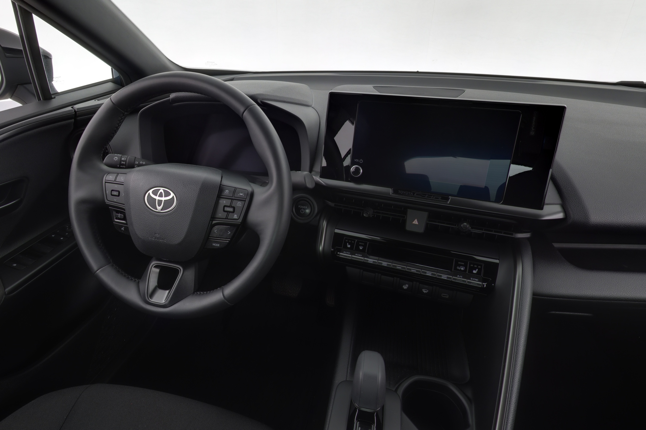 TOYOTA C-HR 2024