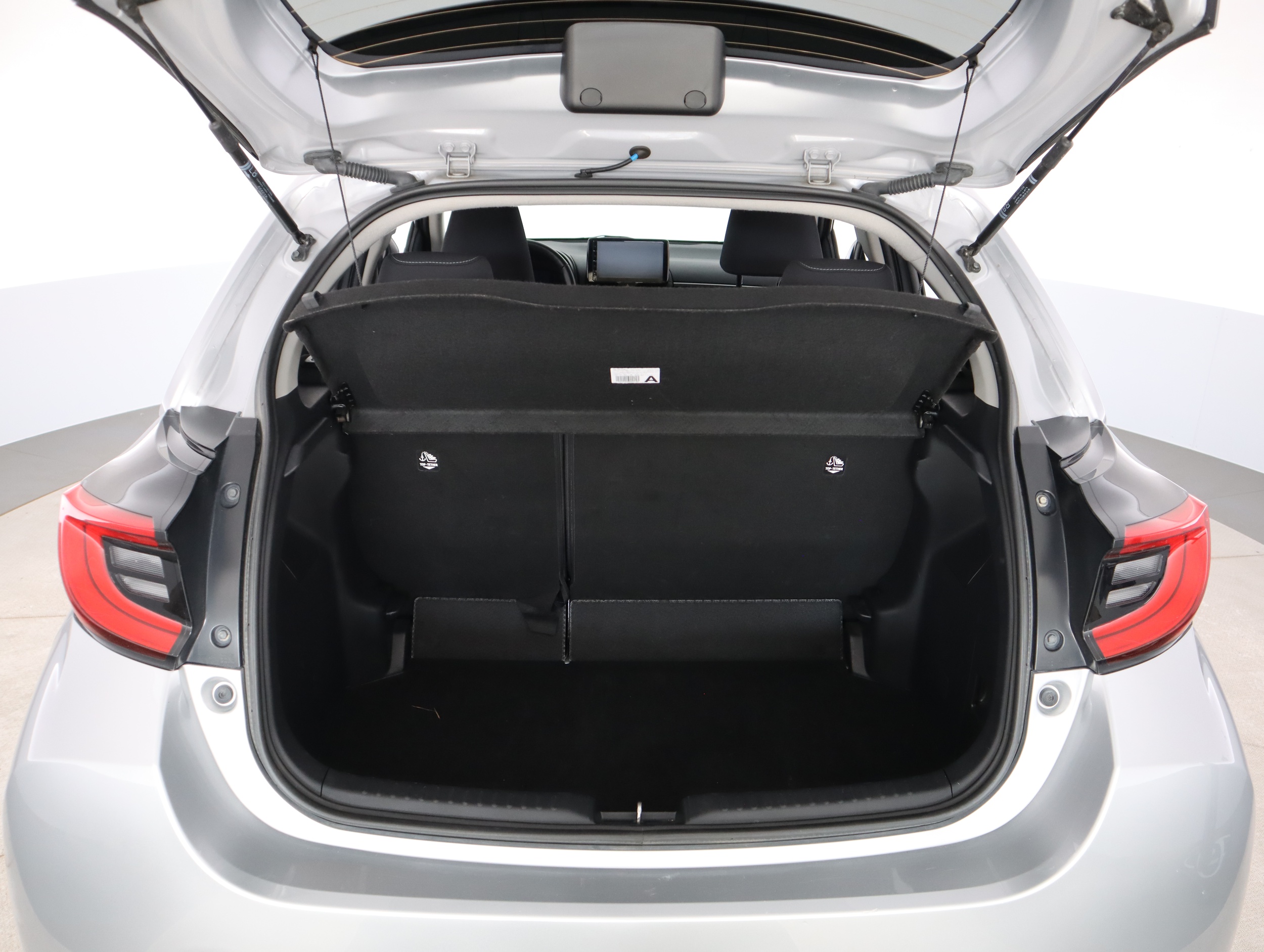 TOYOTA Yaris 2024
