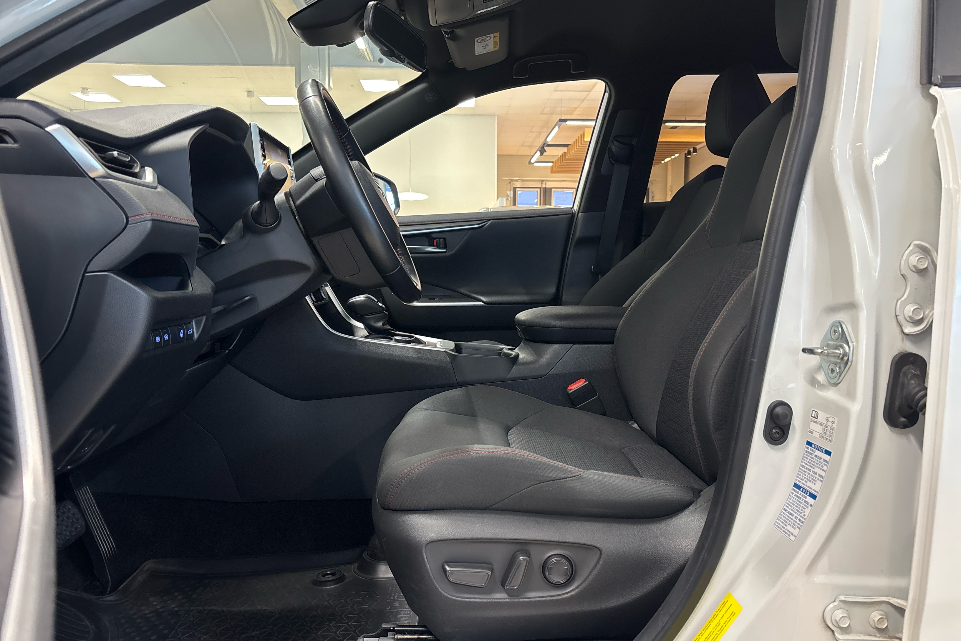 TOYOTA RAV4 Plug-in 2021