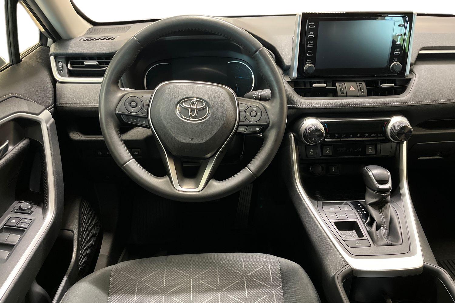 TOYOTA RAV4 2022