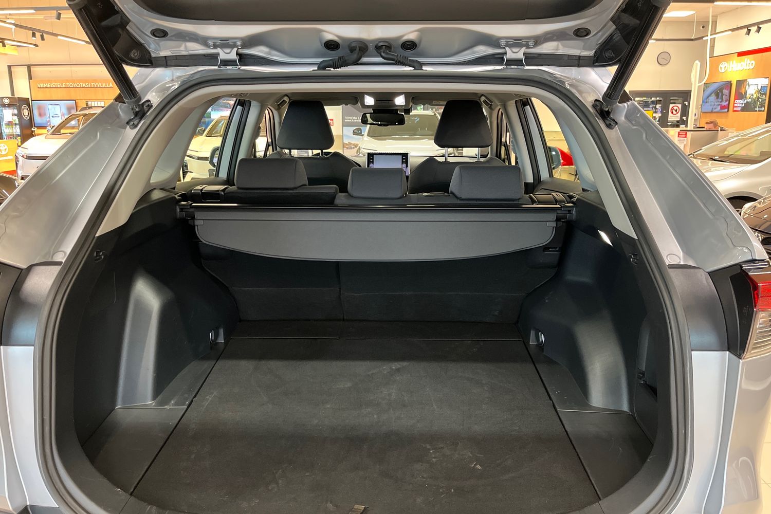 TOYOTA RAV4 2022