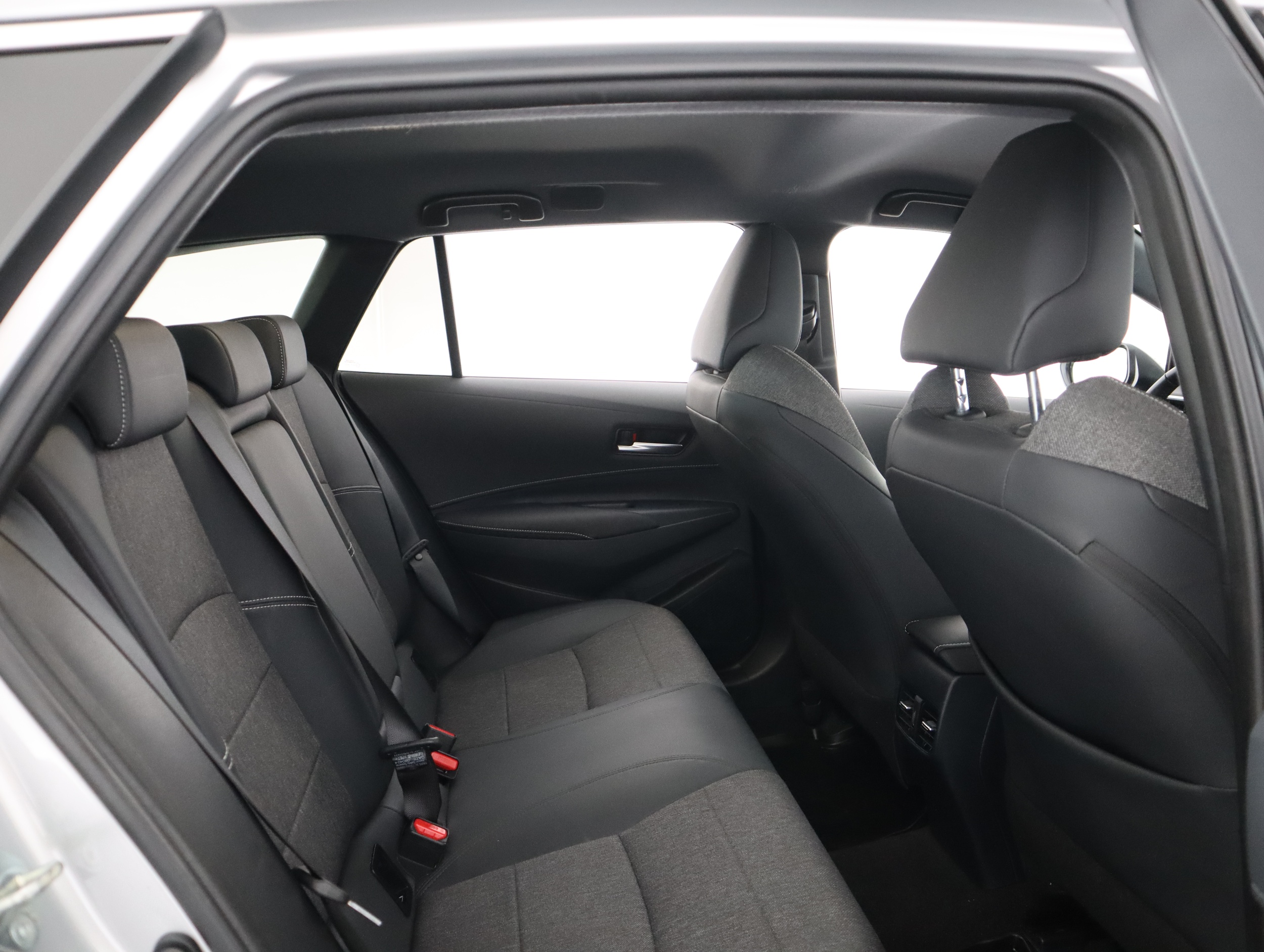 TOYOTA Corolla 2024