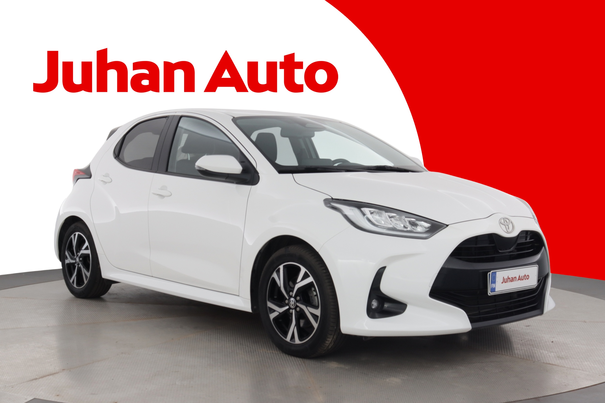TOYOTA Yaris 2025