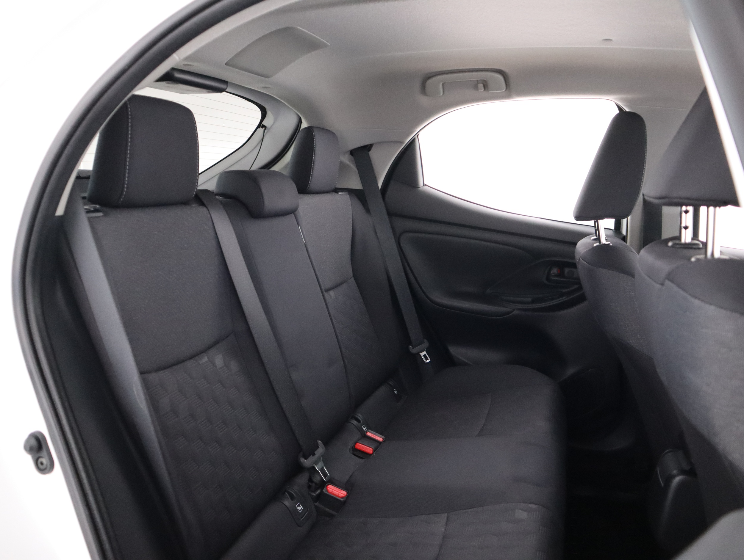 TOYOTA Yaris 2025