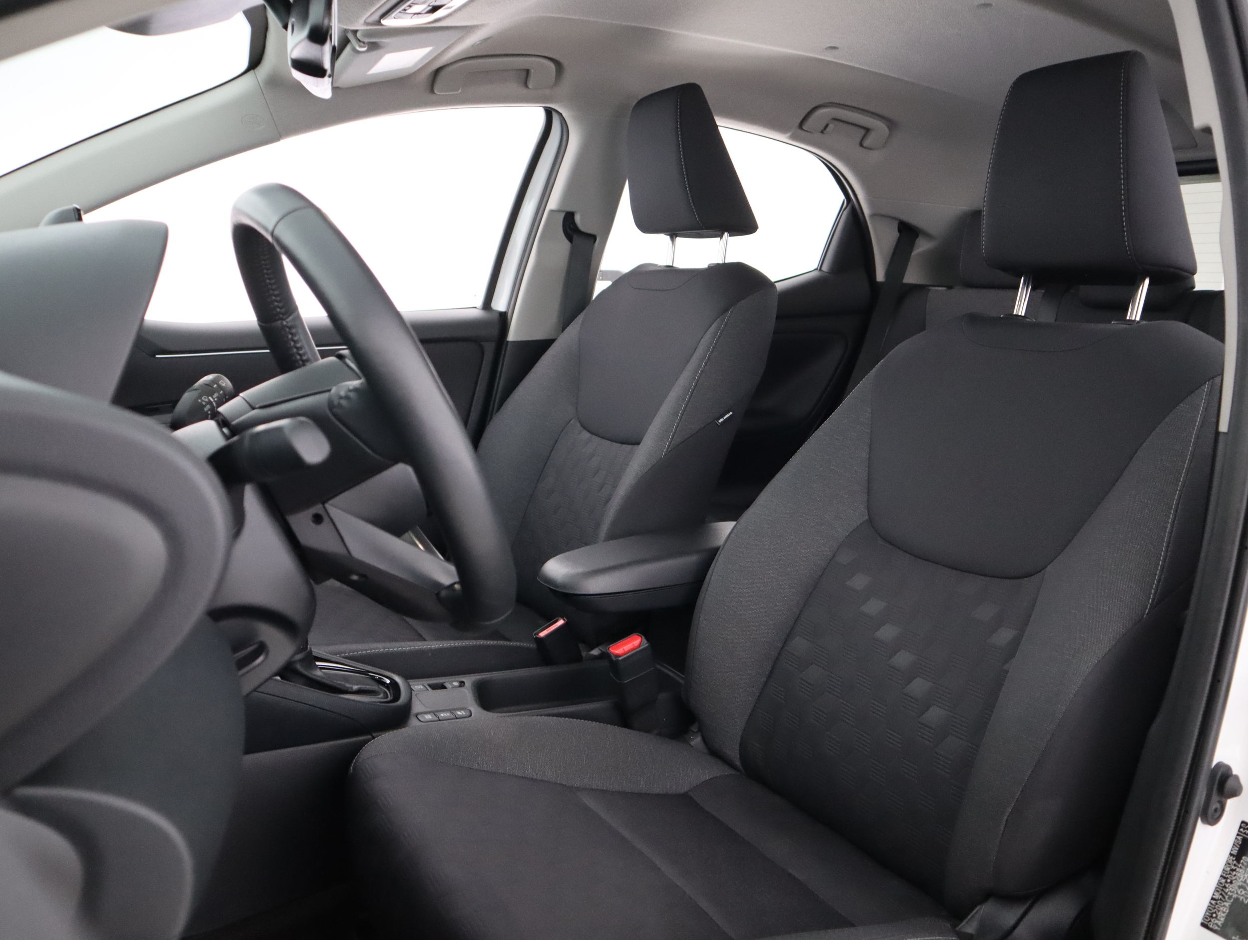 TOYOTA Yaris 2025