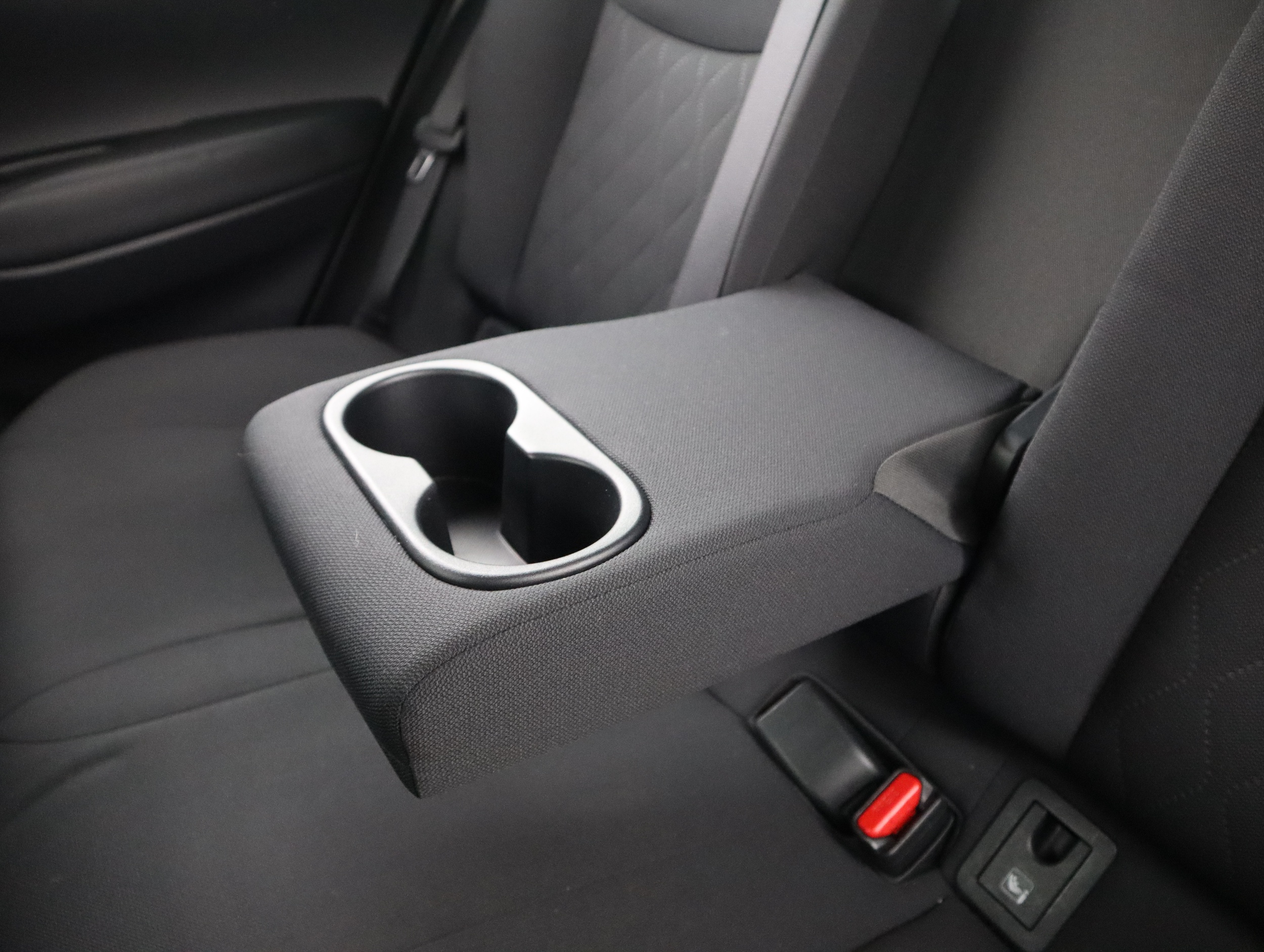 TOYOTA Corolla Cross 2024