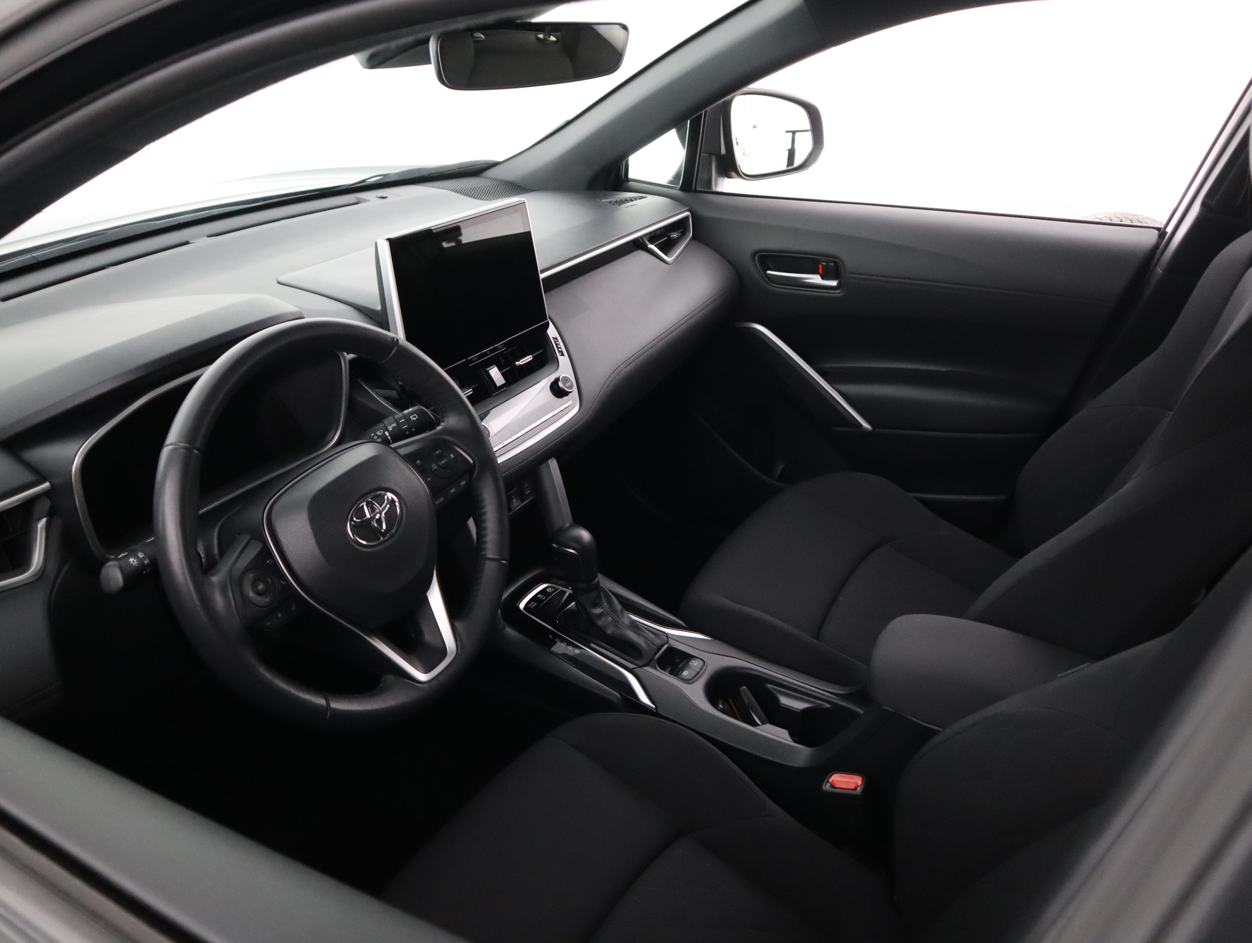TOYOTA Corolla Cross 2024