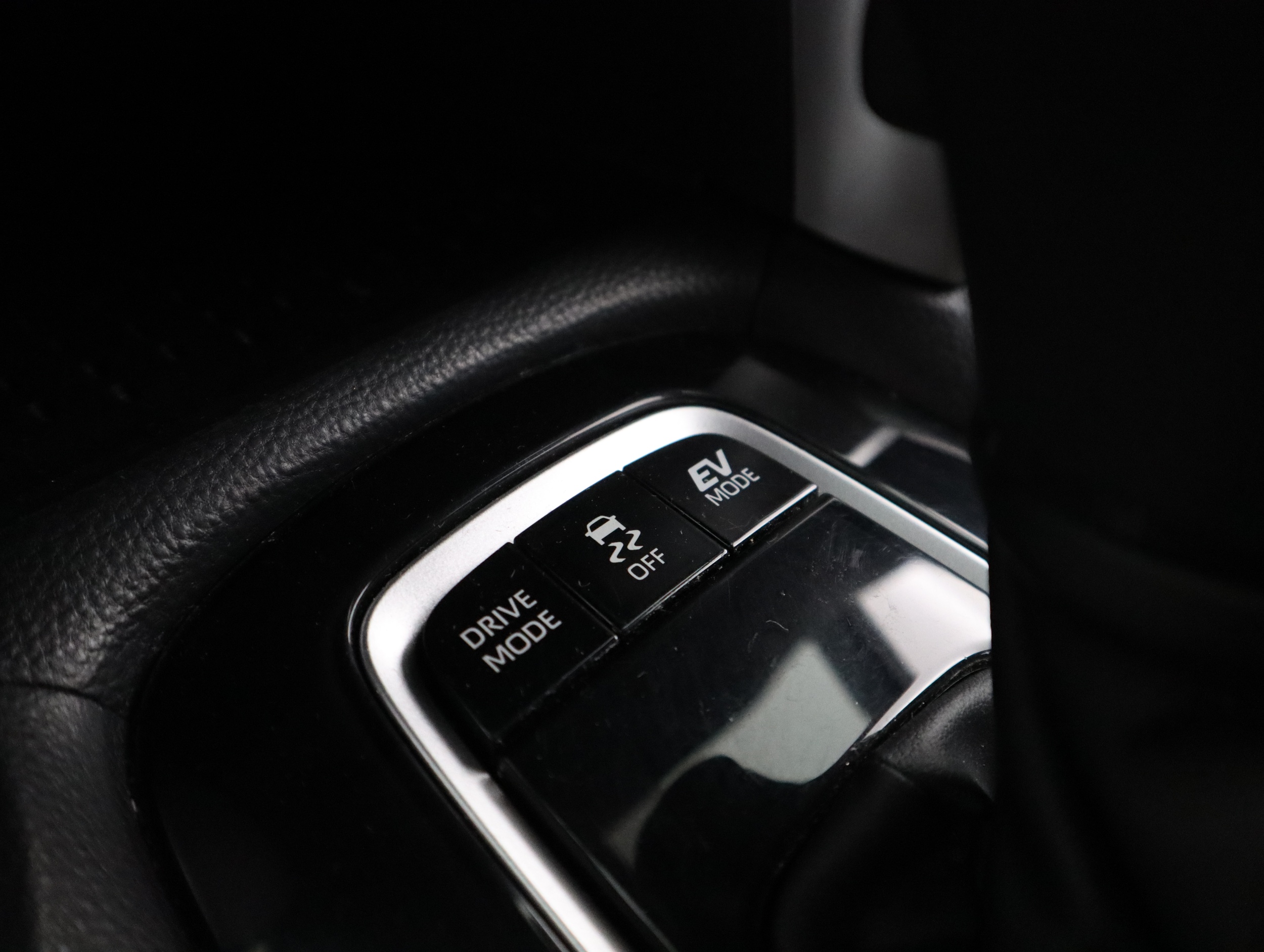 TOYOTA Corolla Cross 2024